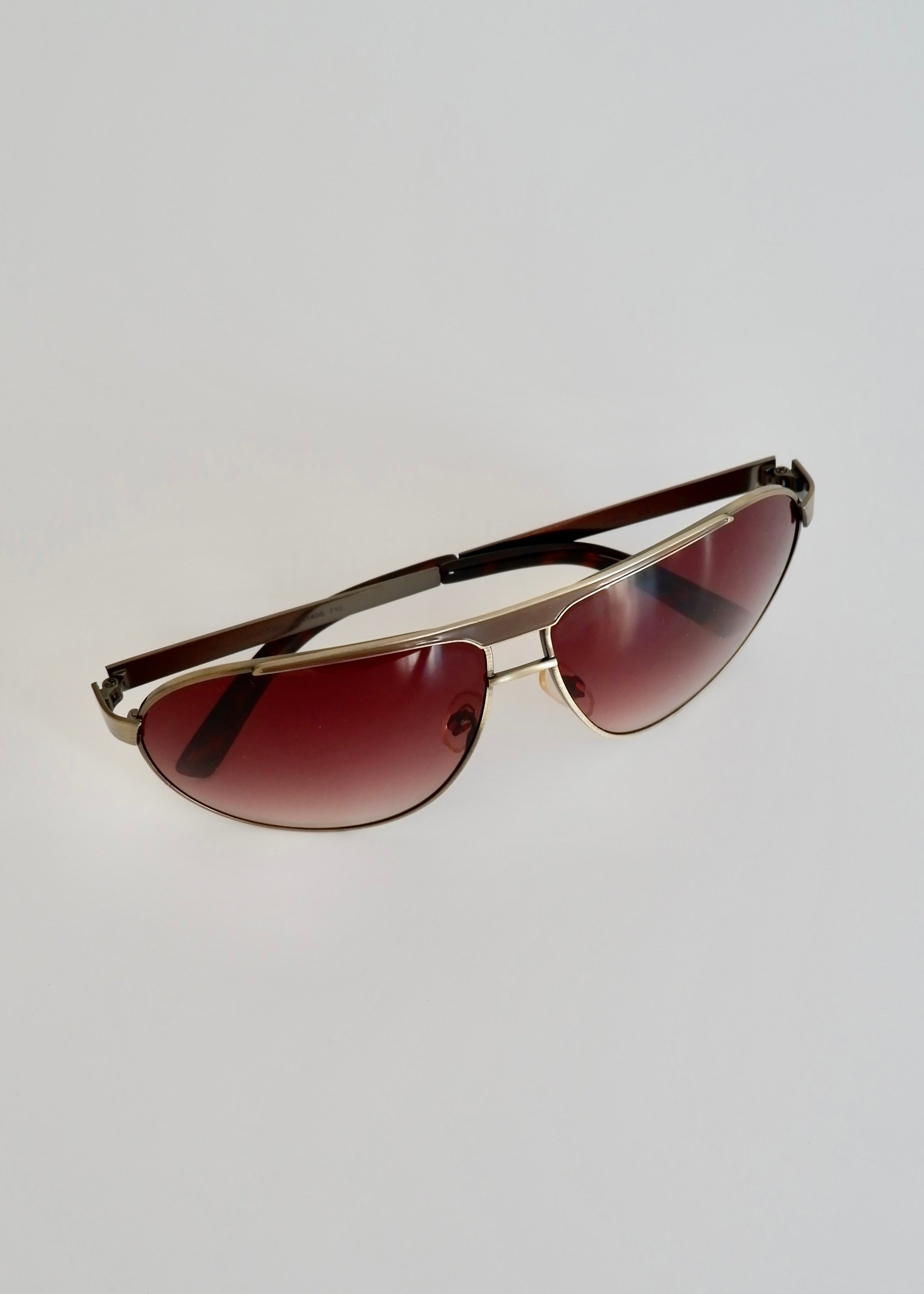 Authentiques lunettes de soleil aviateur Calvin Klein d'occasion