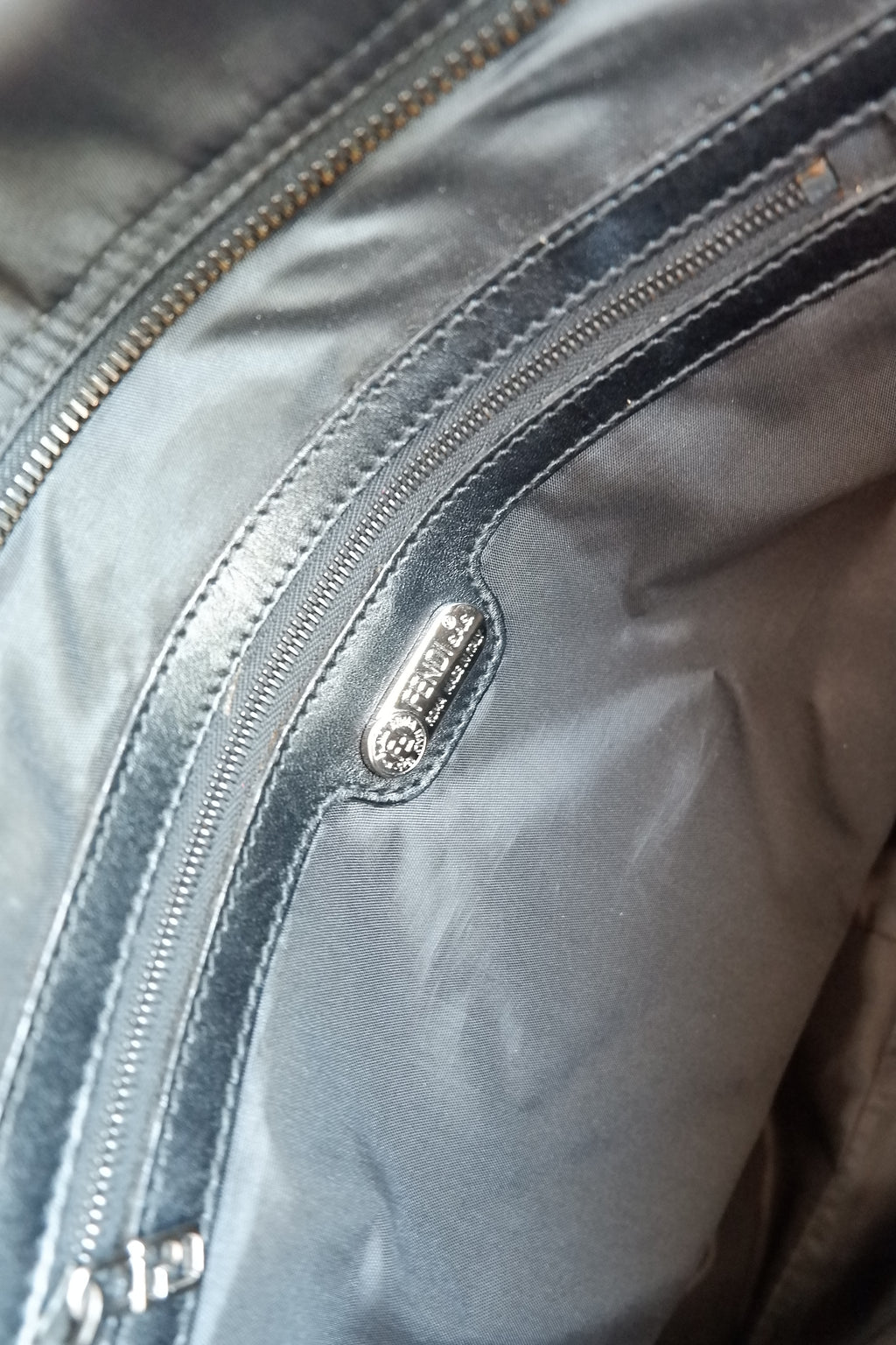 Authentique Sac Cabas Fendi Noir en Nylon FF d'occasion