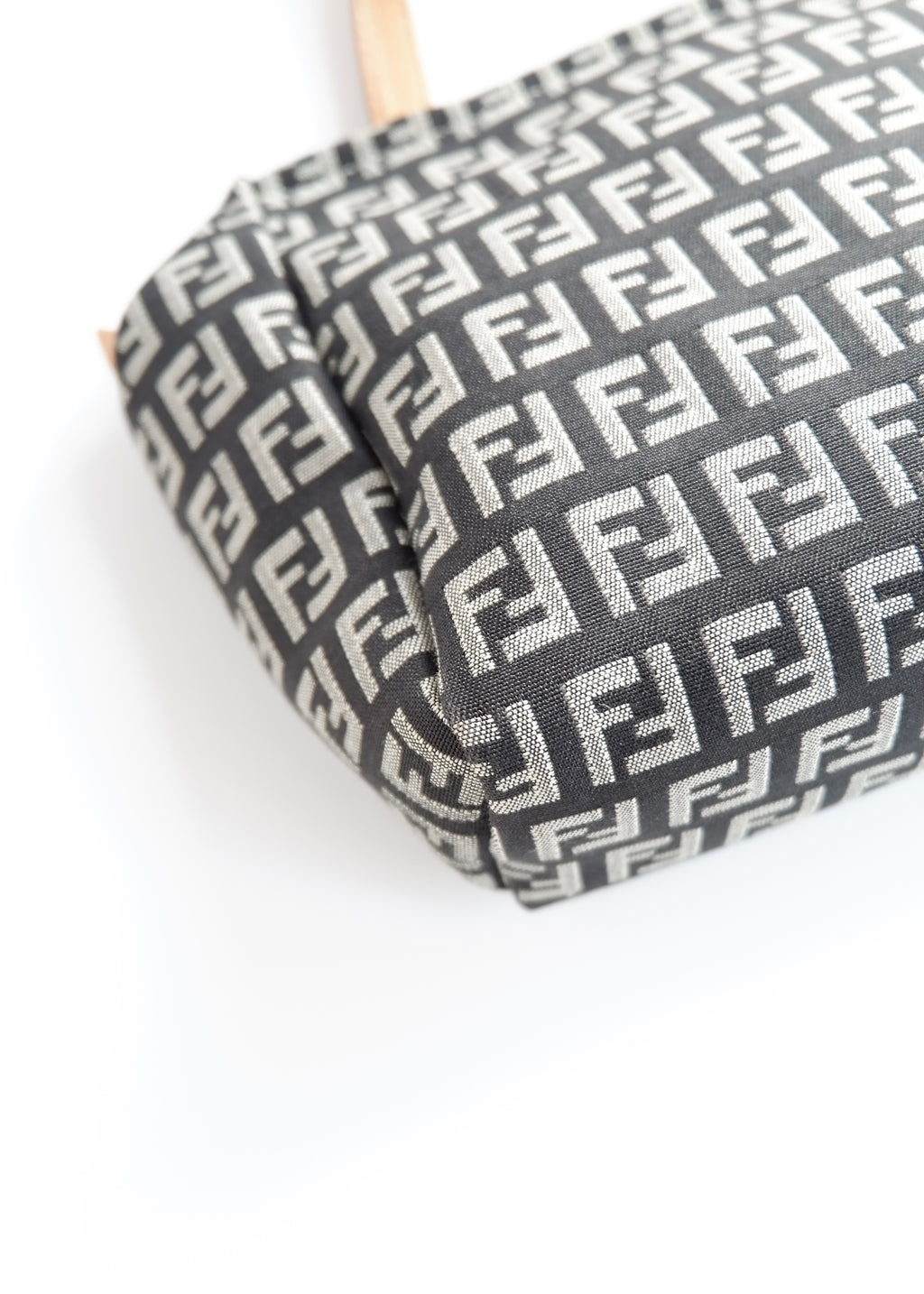 Authentique petit sac fourre-tout Fendi Zucchino noir/beige d'occasion