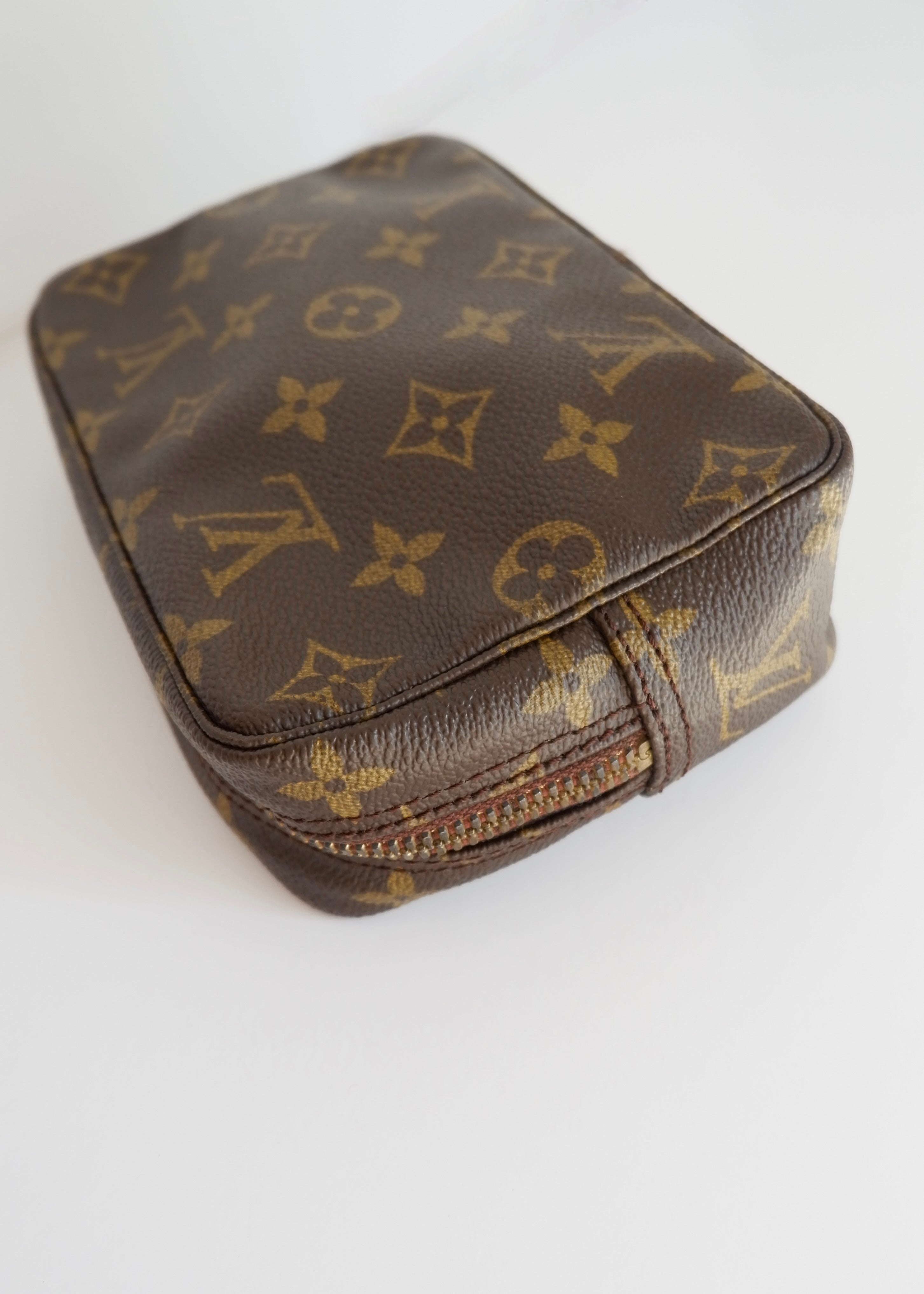 Preowned Louis Vuitton Monogram Cosmetic Pouch