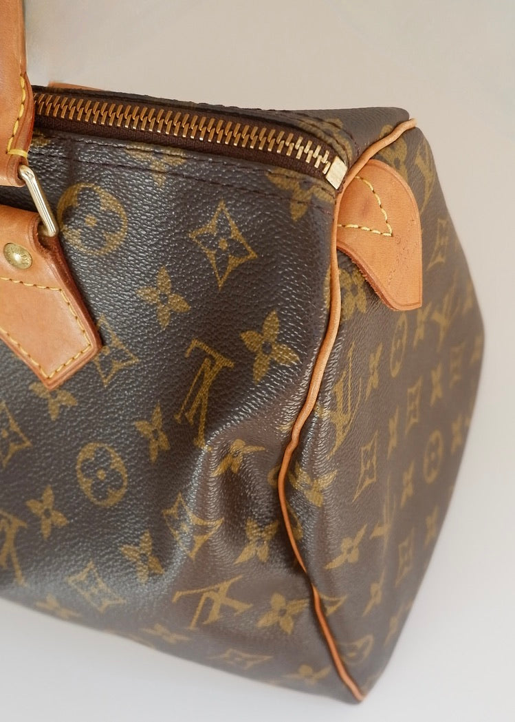 Preowned Louis Vuitton Monogram Speedy 30 Handbag