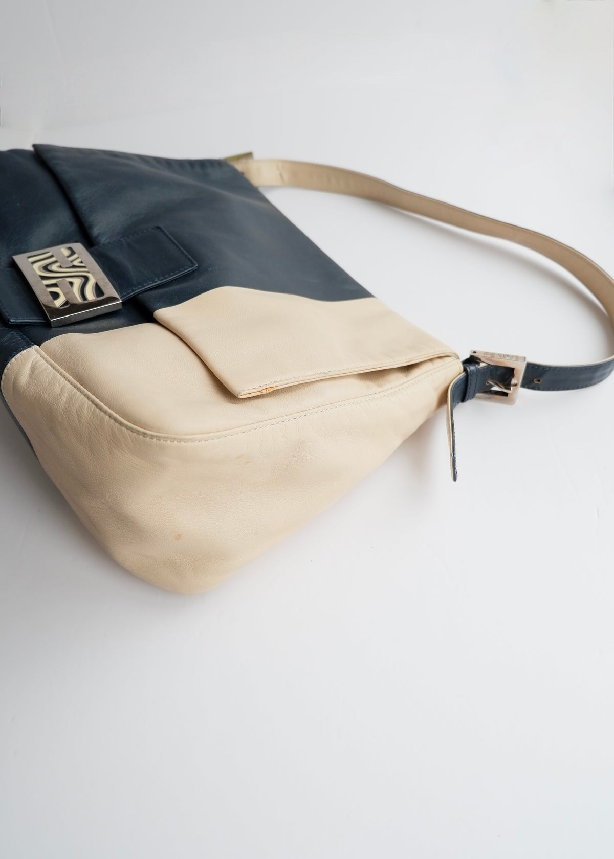 Preowned Fendi Blue/ Beige Leather Mamma Baguette Shoulder Bag