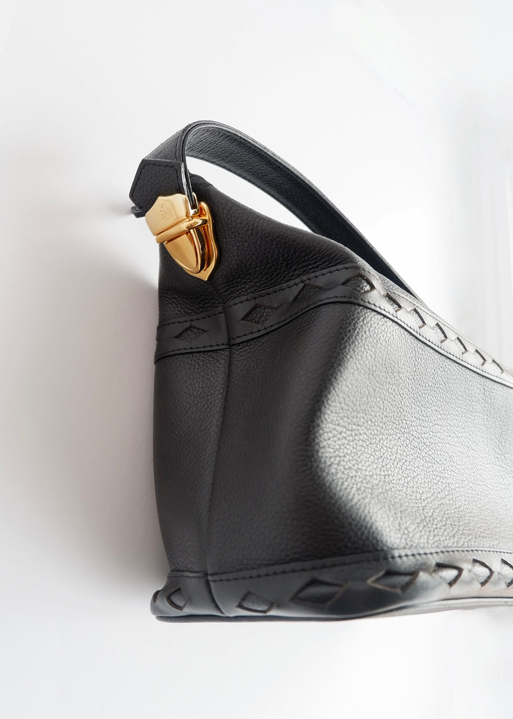 Sac à main YSL vintage authentique d'occasion en cuir grainé noir
