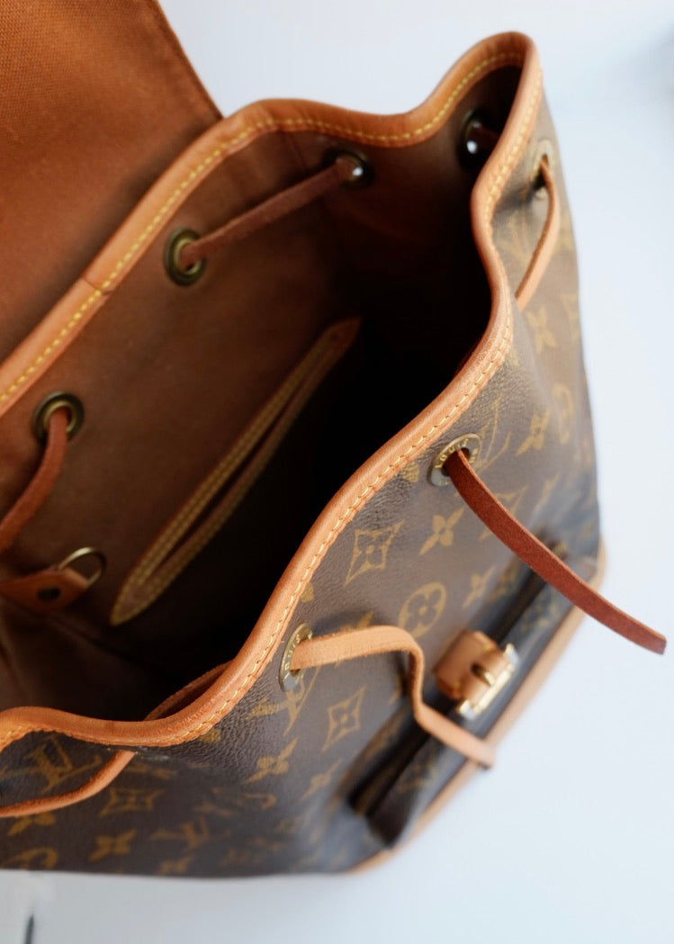 Preowned Vintage Louis Vuitton Monogram Montsouris MM Backpack
