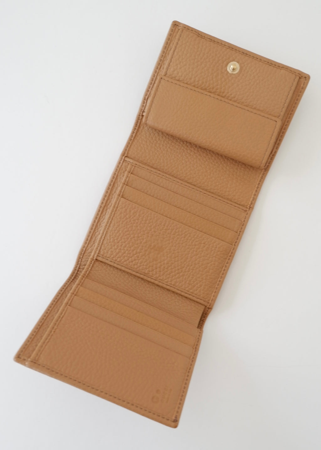 Authentic Preowned Gucci Beige Leather Bi - Fold Wallet