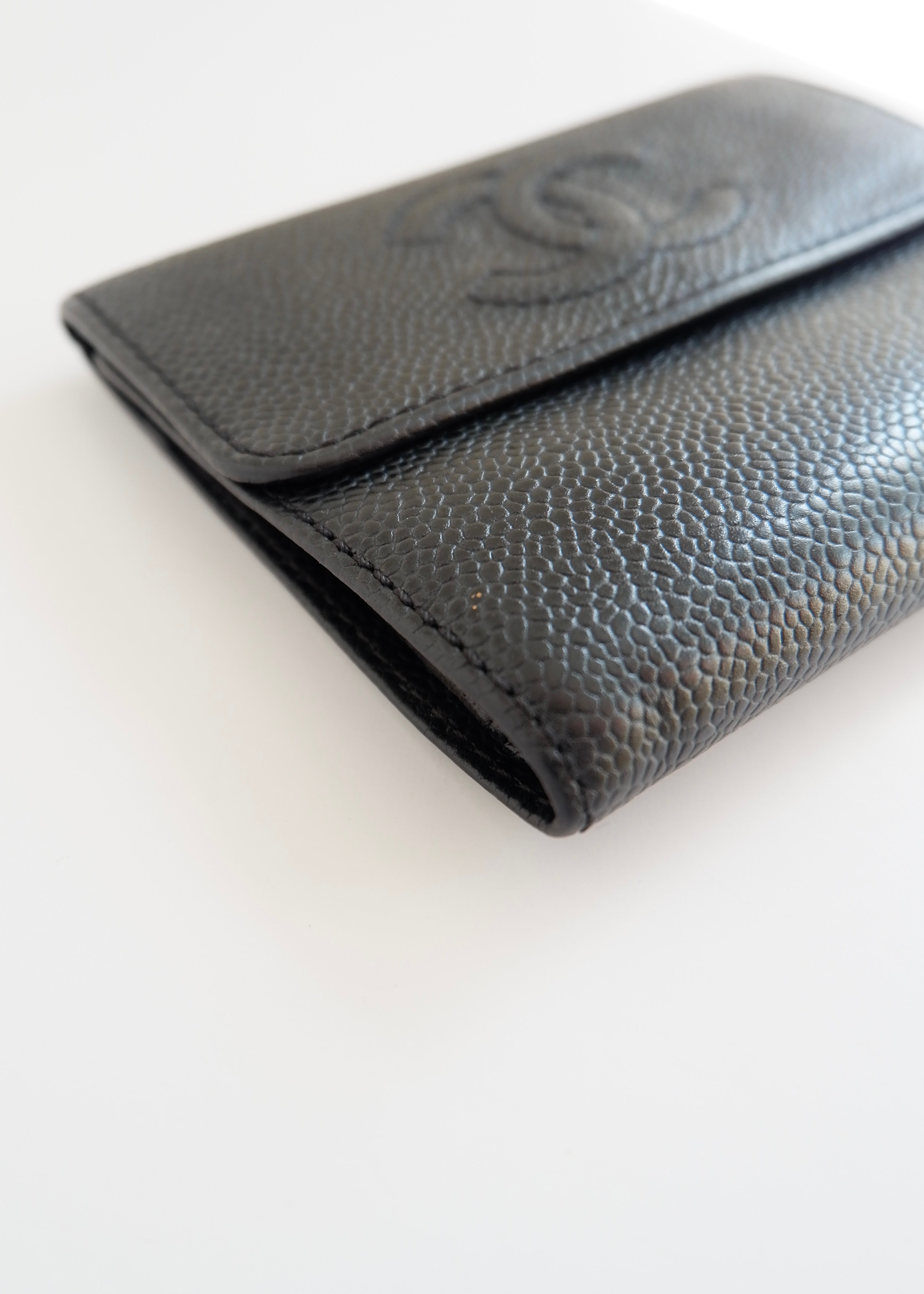 Preowned Chanel Black Caviar Leather Compact Wallet