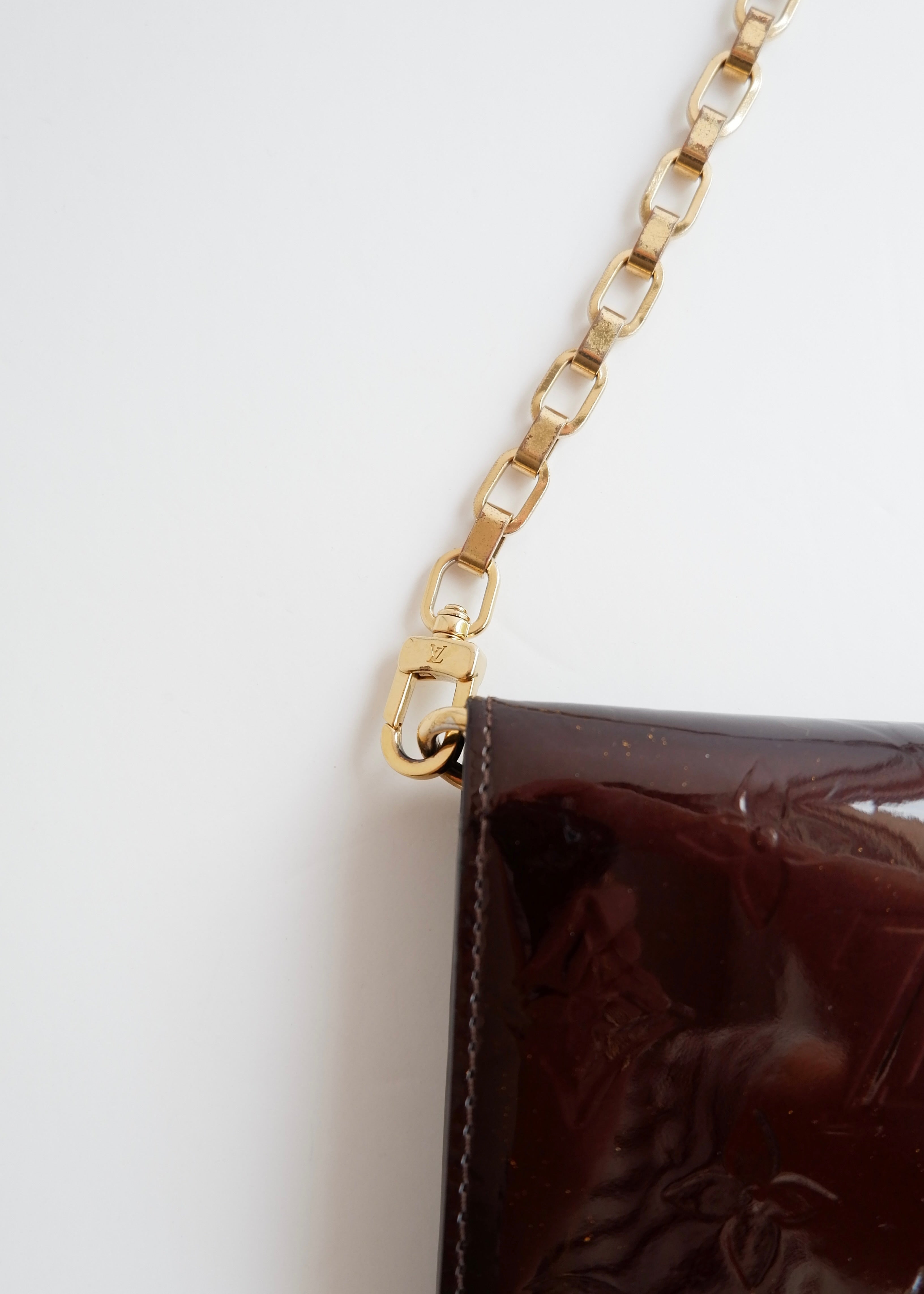 Preowned Louis Vuitton Monogram Vernis Amarante Sarah Chain Wallet