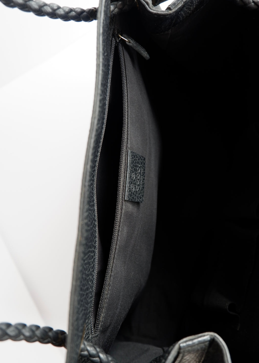 Preowned Gucci Black GG Canvas Leather Woven Strap Shoulder Tote