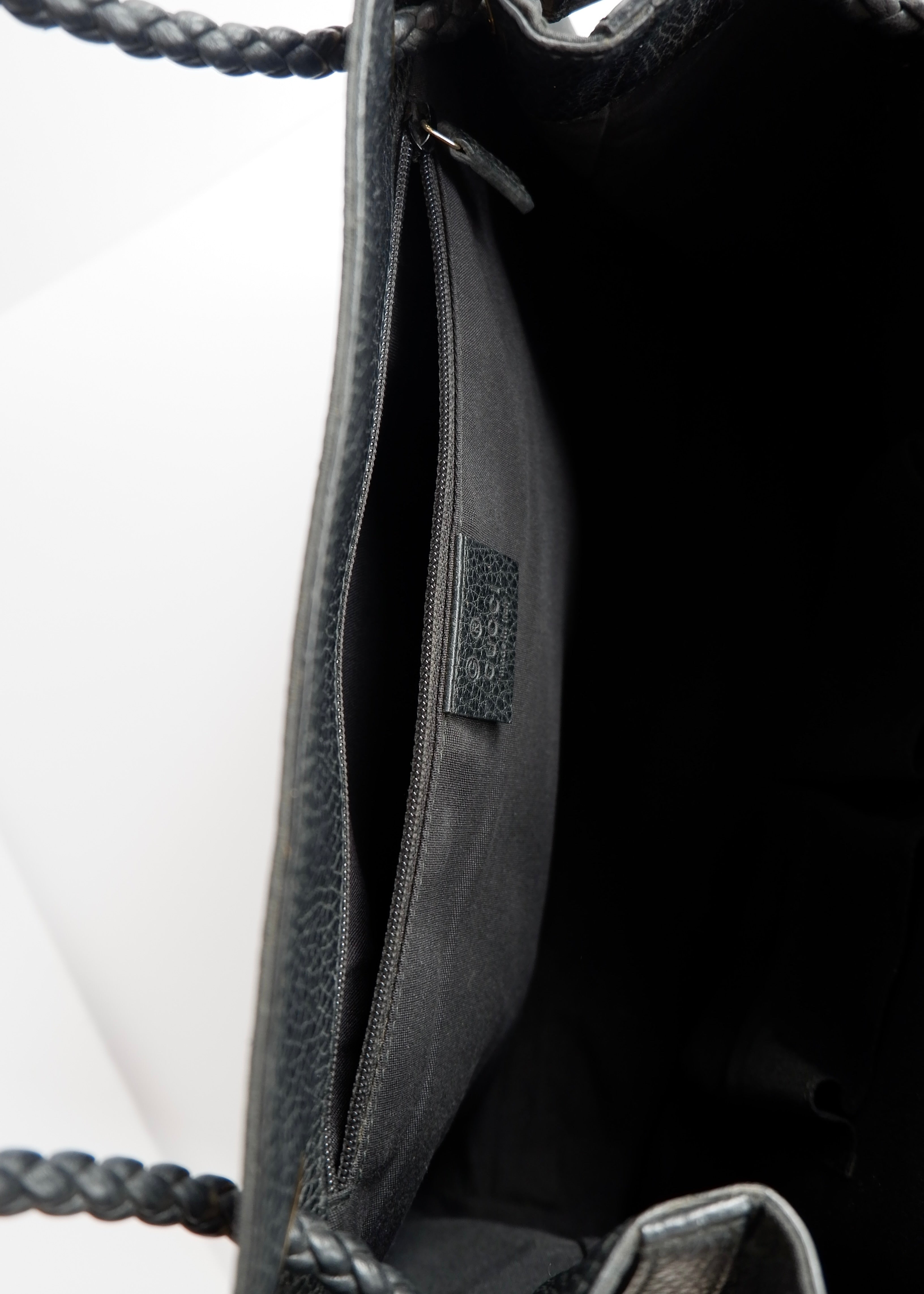 Preowned Gucci Black GG Canvas Leather Woven Strap Shoulder Tote