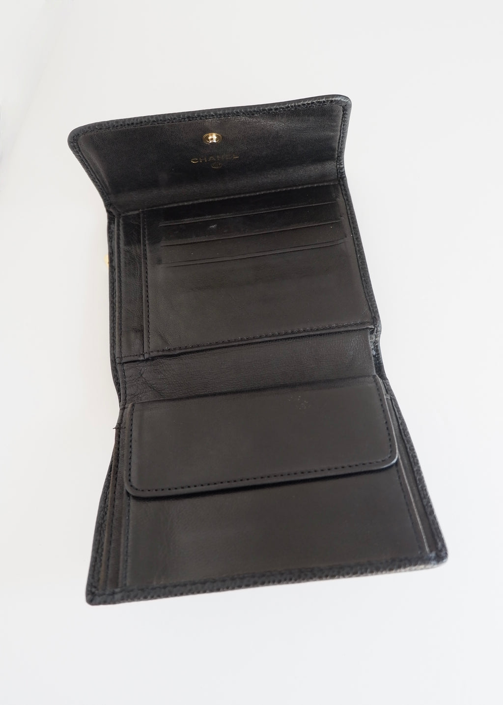 Preowned Chanel Black Caviar Leather Compact Wallet