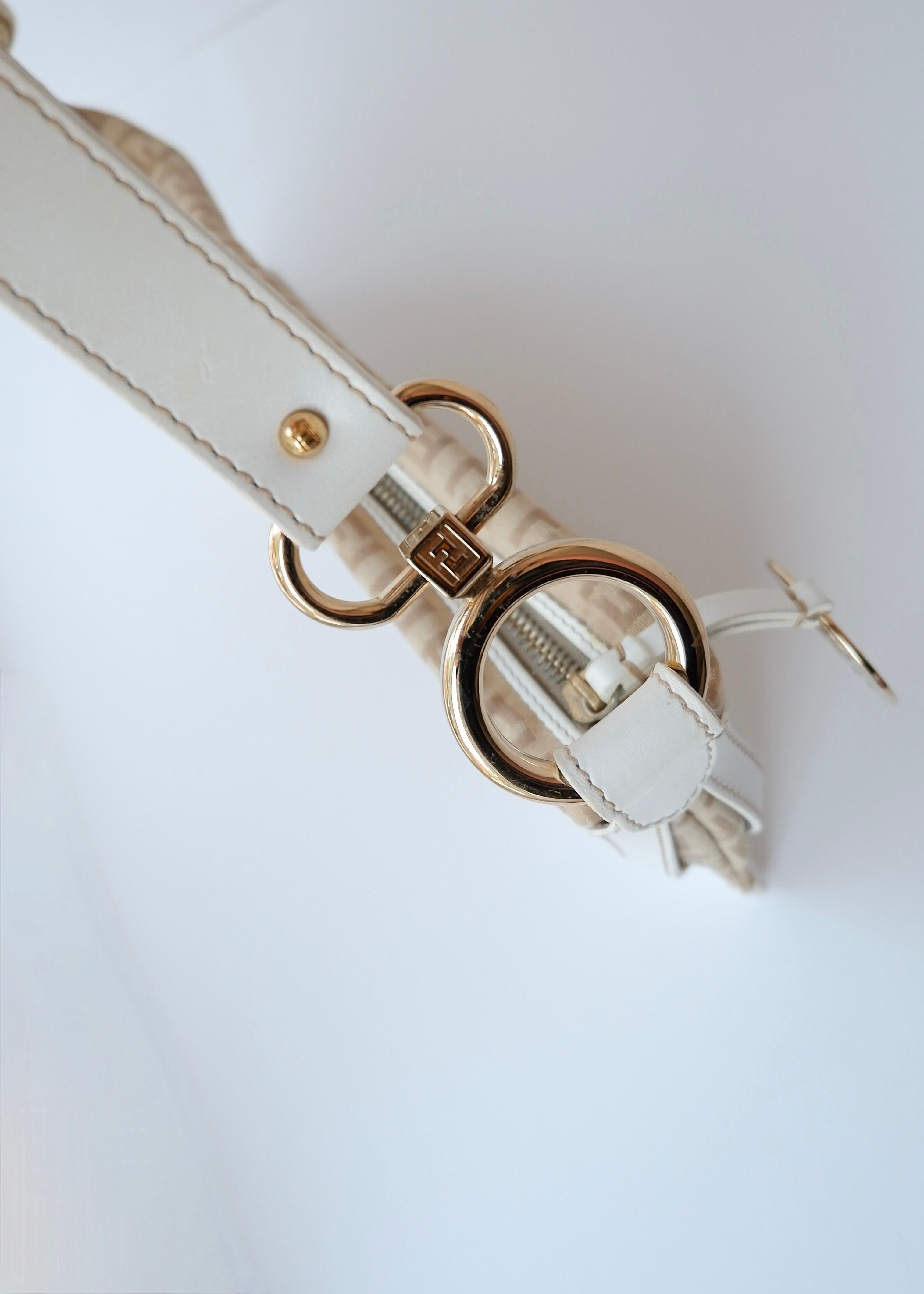 Preowned Vintage Fendi White Leather Beige Canvas Zucchino Shoulder Bag