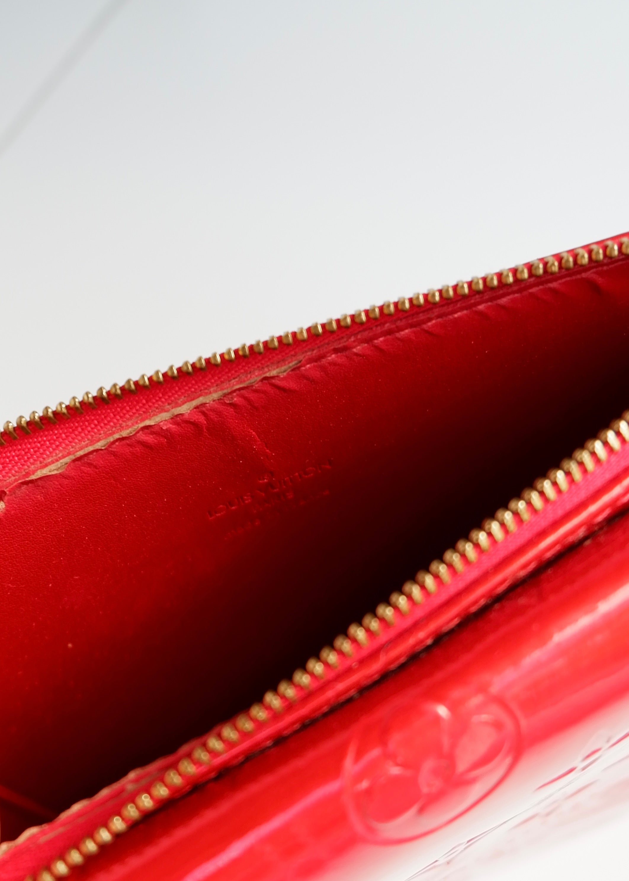 Sac bandoulière Louis Vuitton Monogram Mott Vernis Rouge Authentique d'occasion