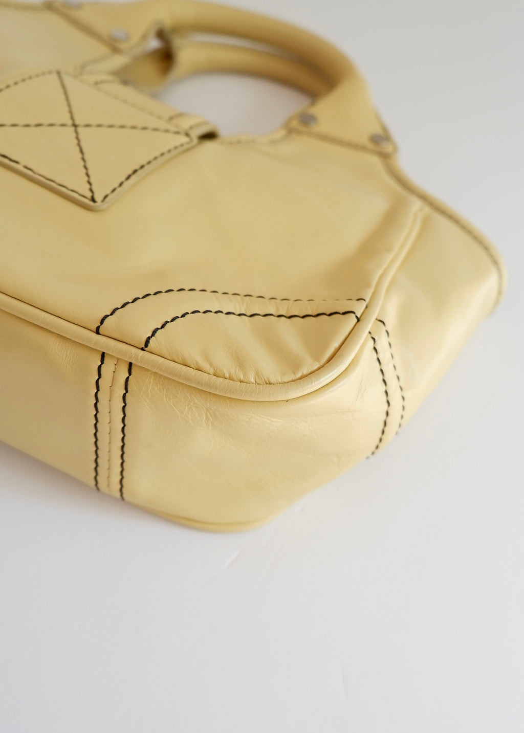 Preowned Givenchy Yellow Leather Small Handbag