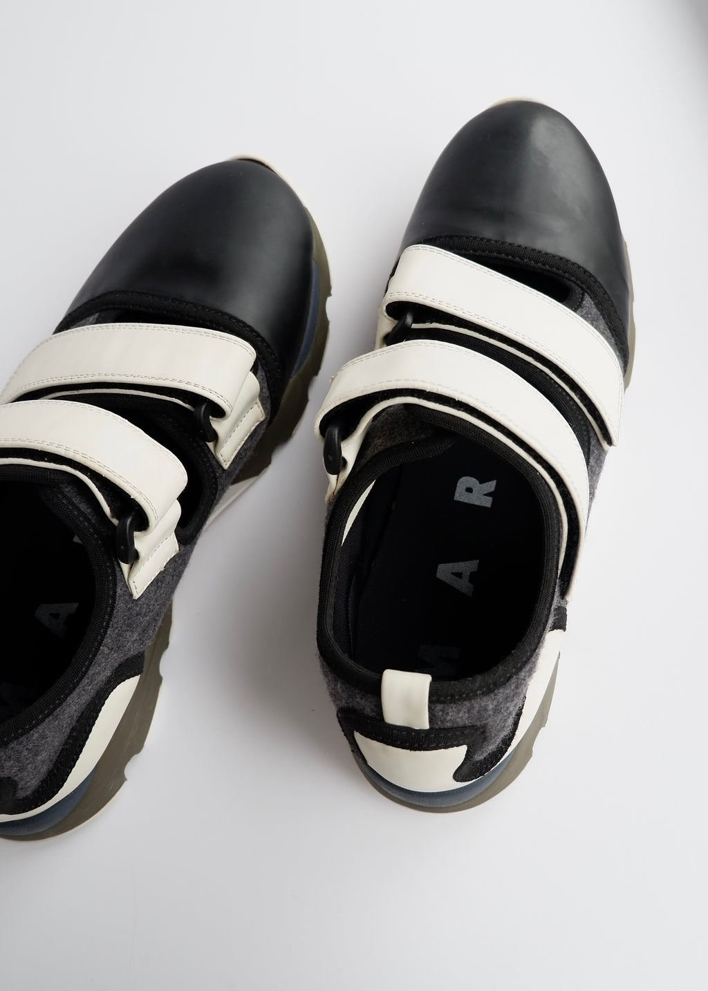 Baskets Velcro Marni Noires/Vertes en Tissu Technique Authentiques d'Occasion - 40