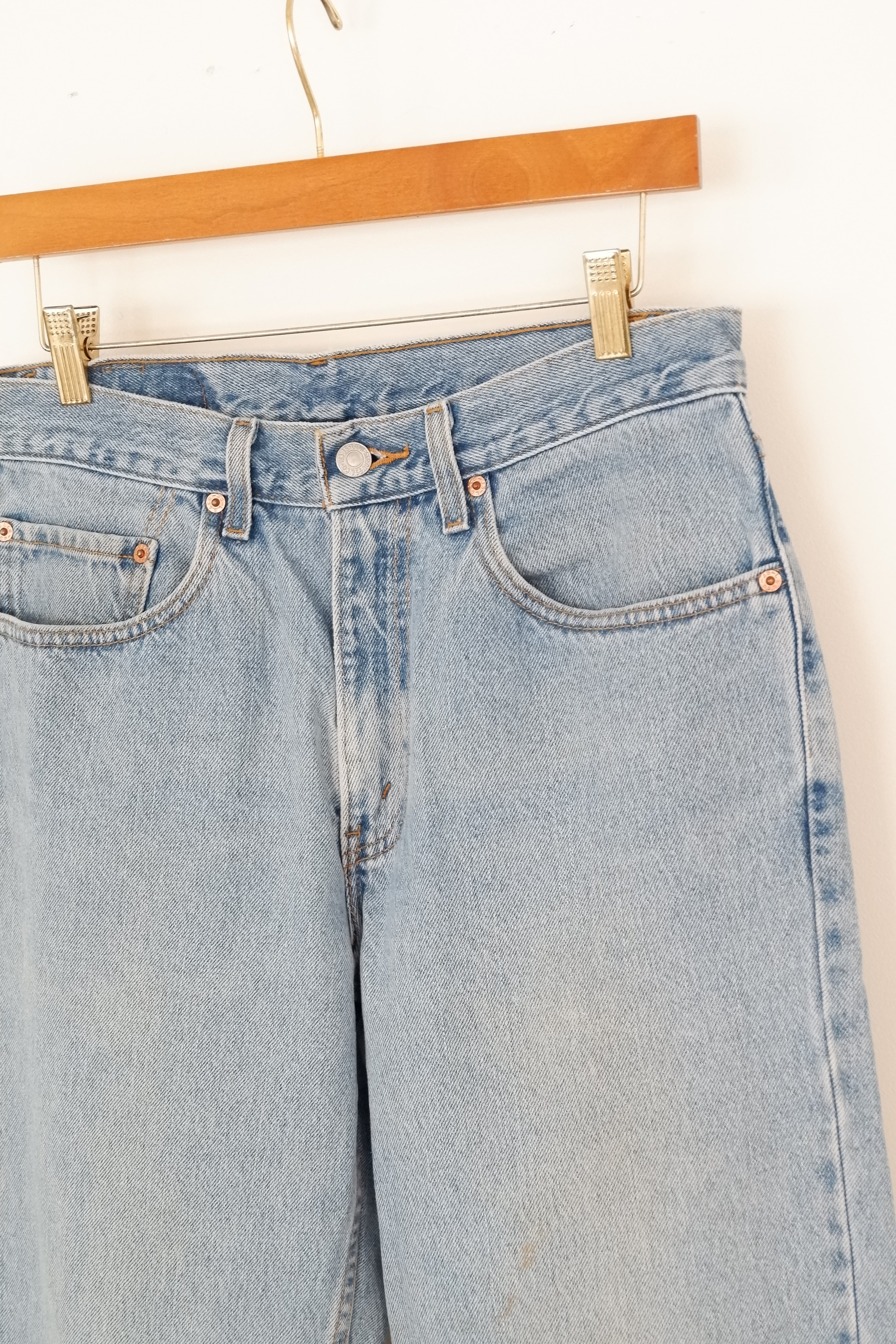 Levis Vintage 550 Medium Light Wash Jeans - 30