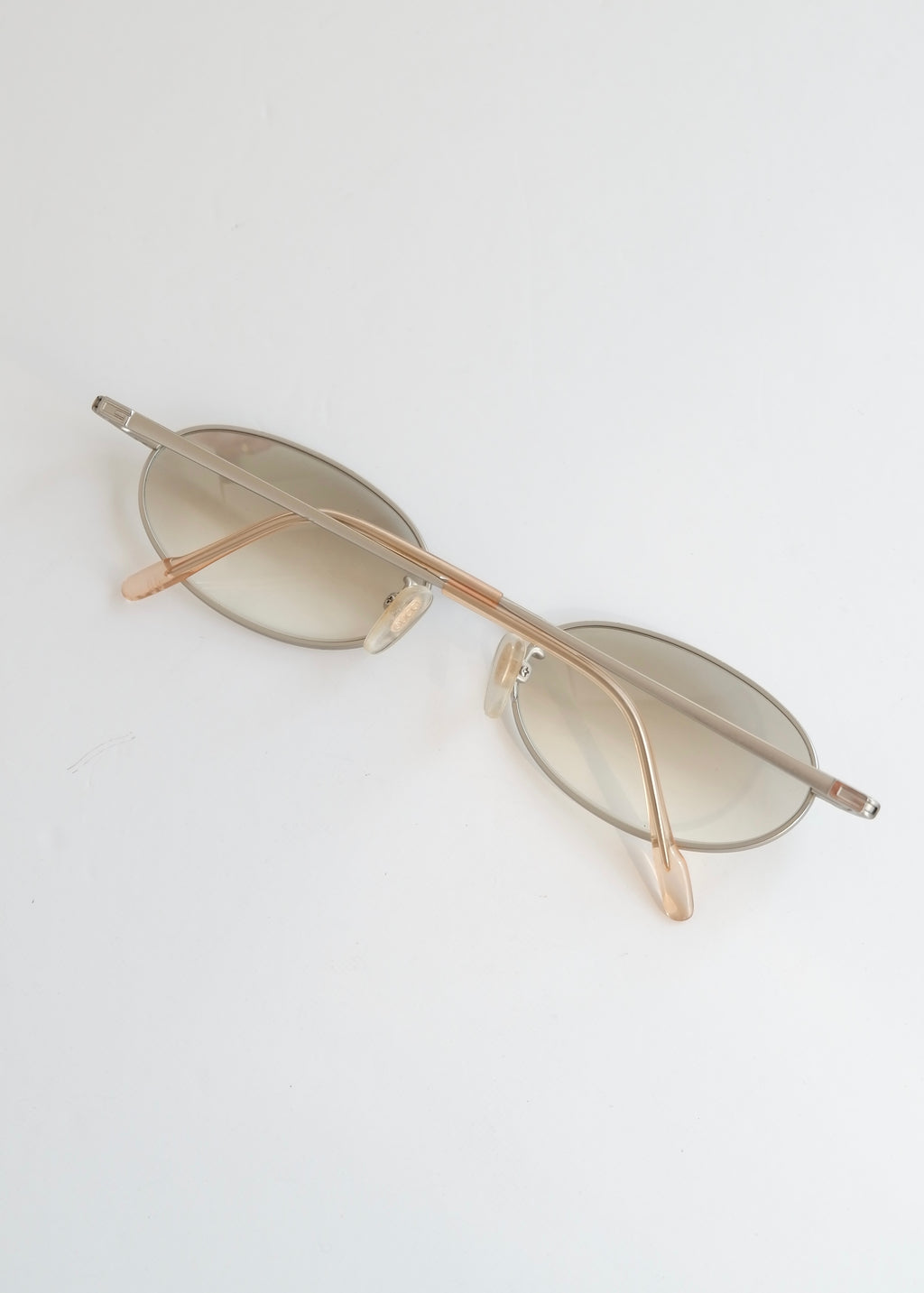 Authentiques lunettes de soleil Gucci d'occasion en argent/transparent à monture ronde