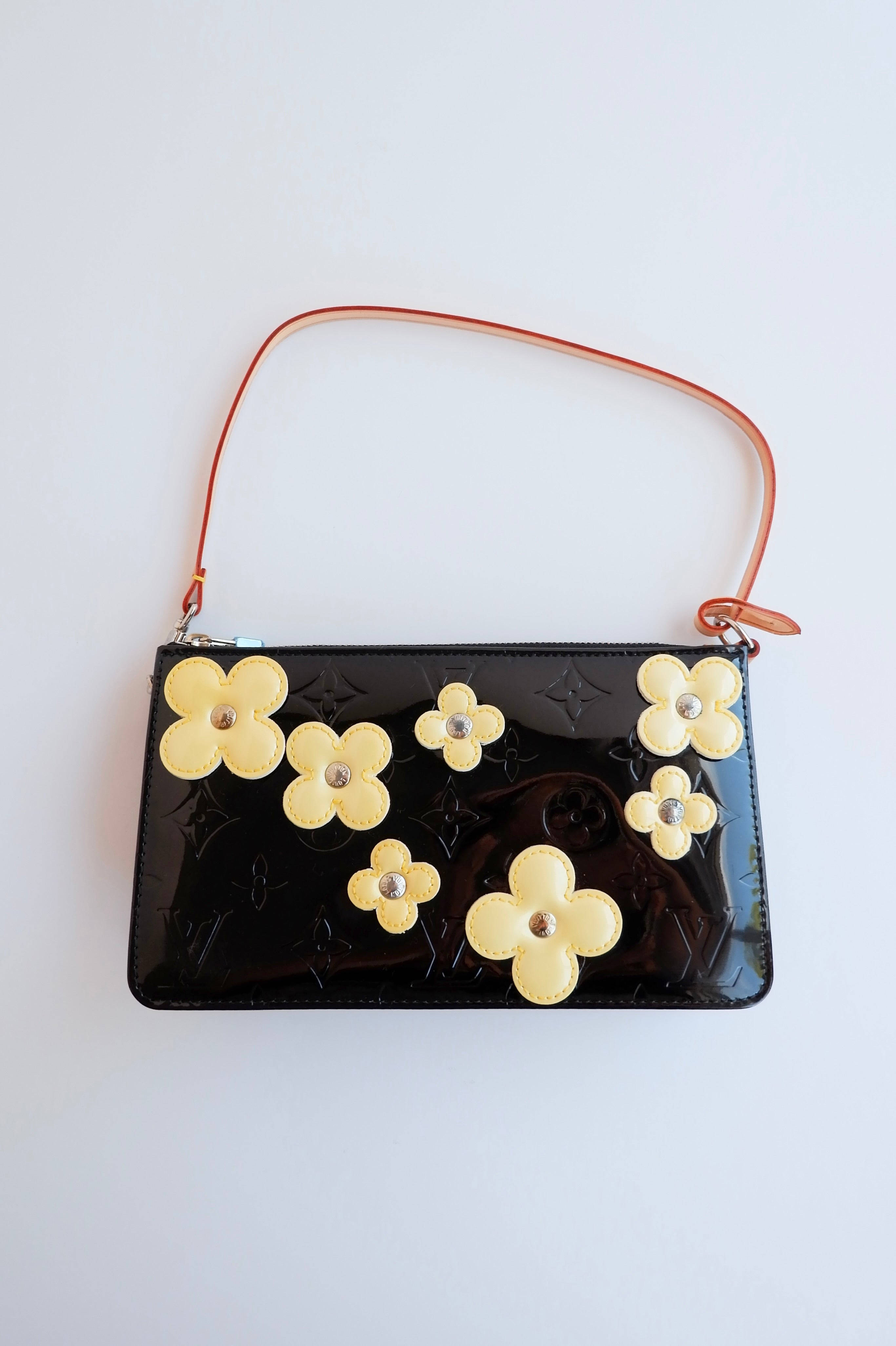 Pochette Louis Vuitton Lexington en Vernis Amarante Fleuri authentique d'occasion
