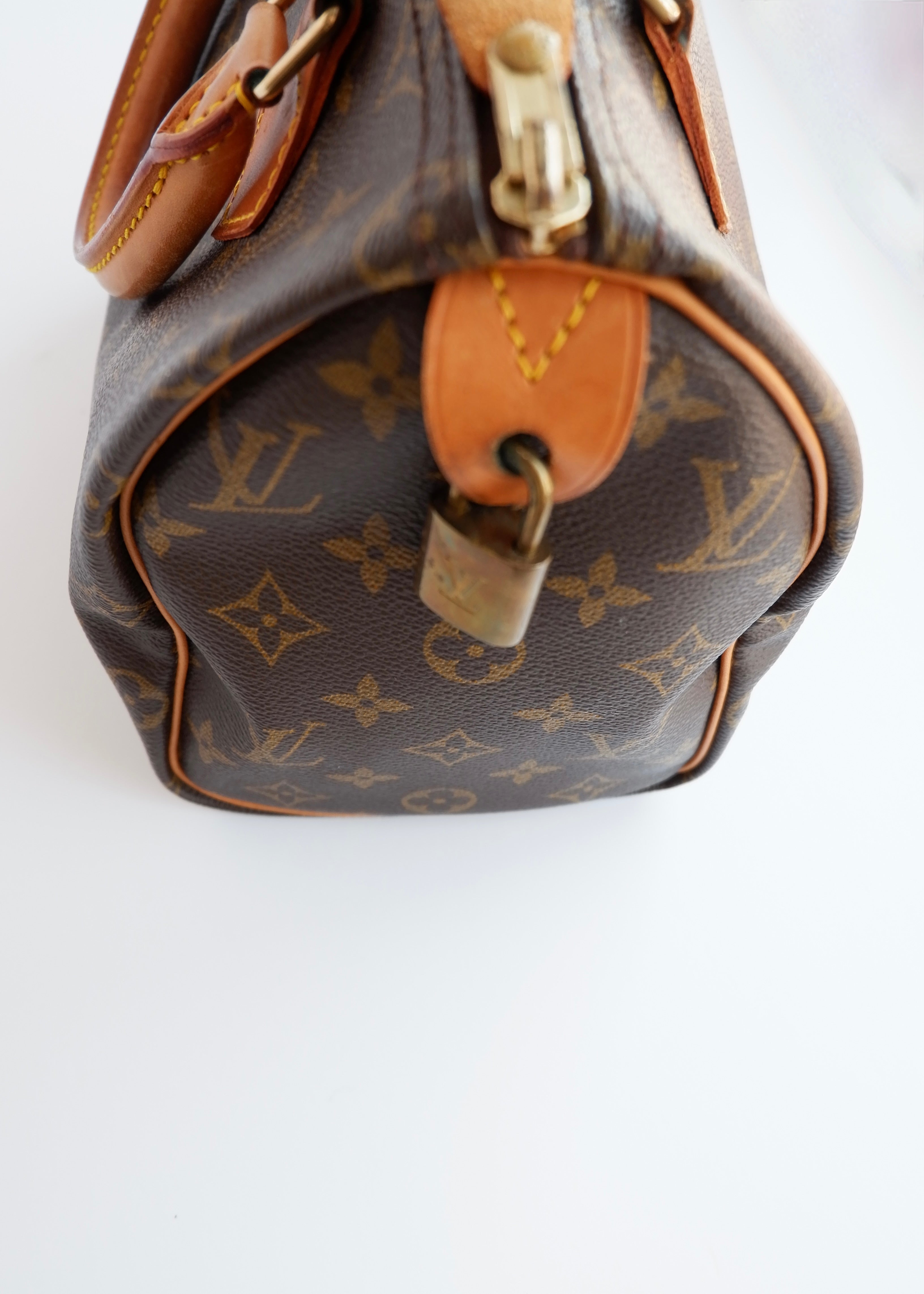 Authentique Louis Vuitton Monogram Speedy 25 d'occasion