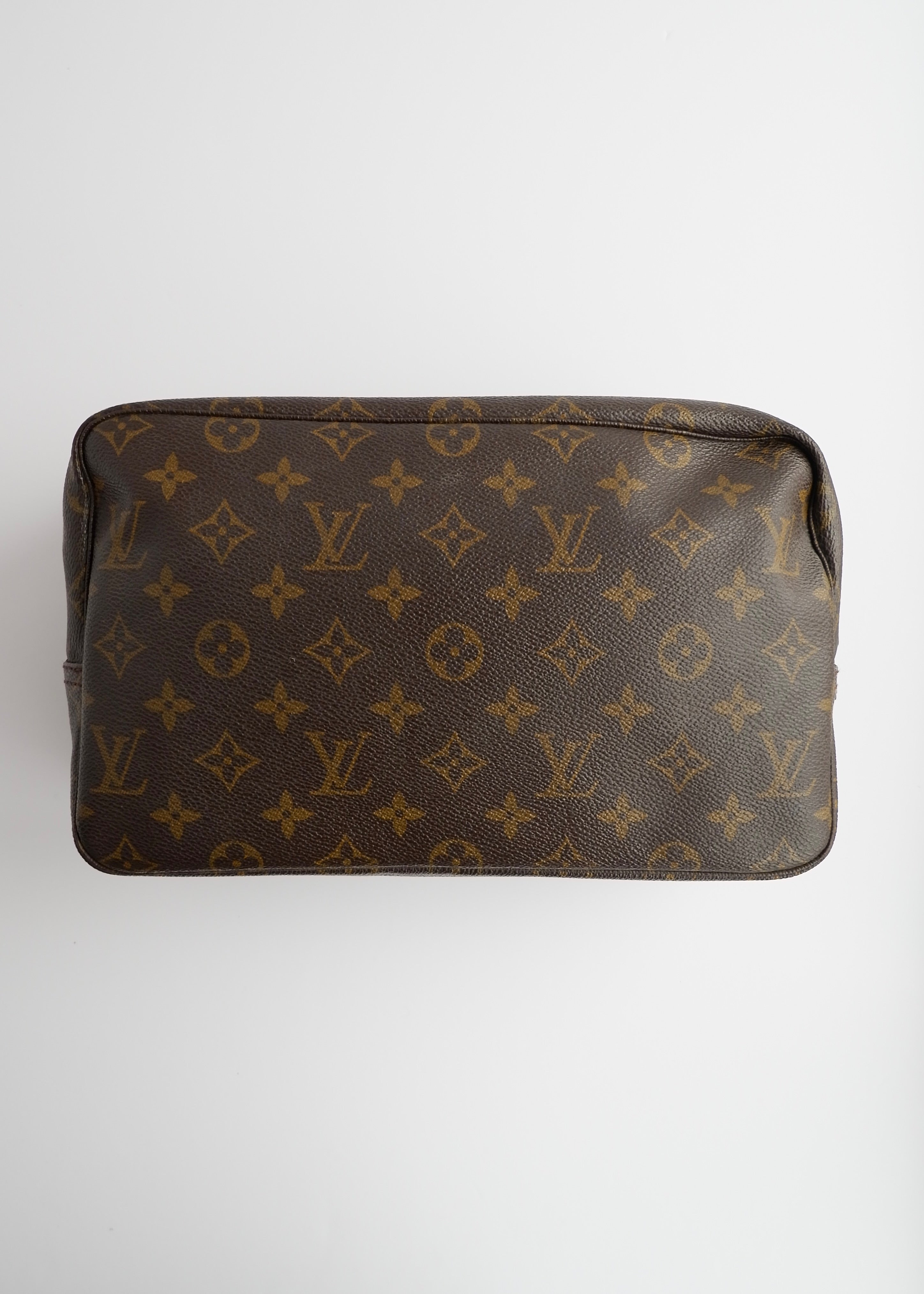 Authentic Preowned Vintage Louis Vuitton Monogram Toiletry Pouch