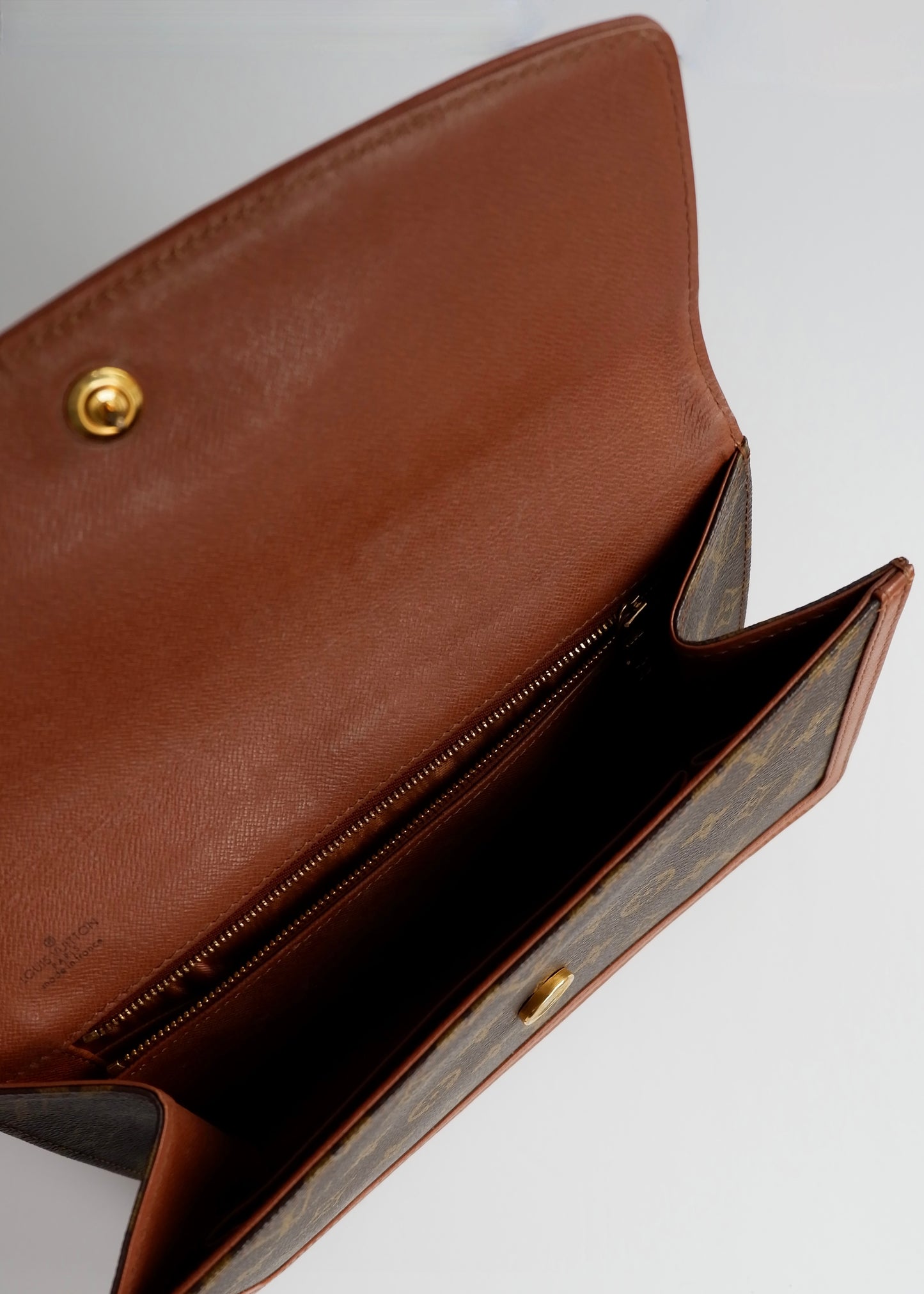 Authentic Preowned Vintage Louis Vuitton Monogram Pochette Dame Clutch