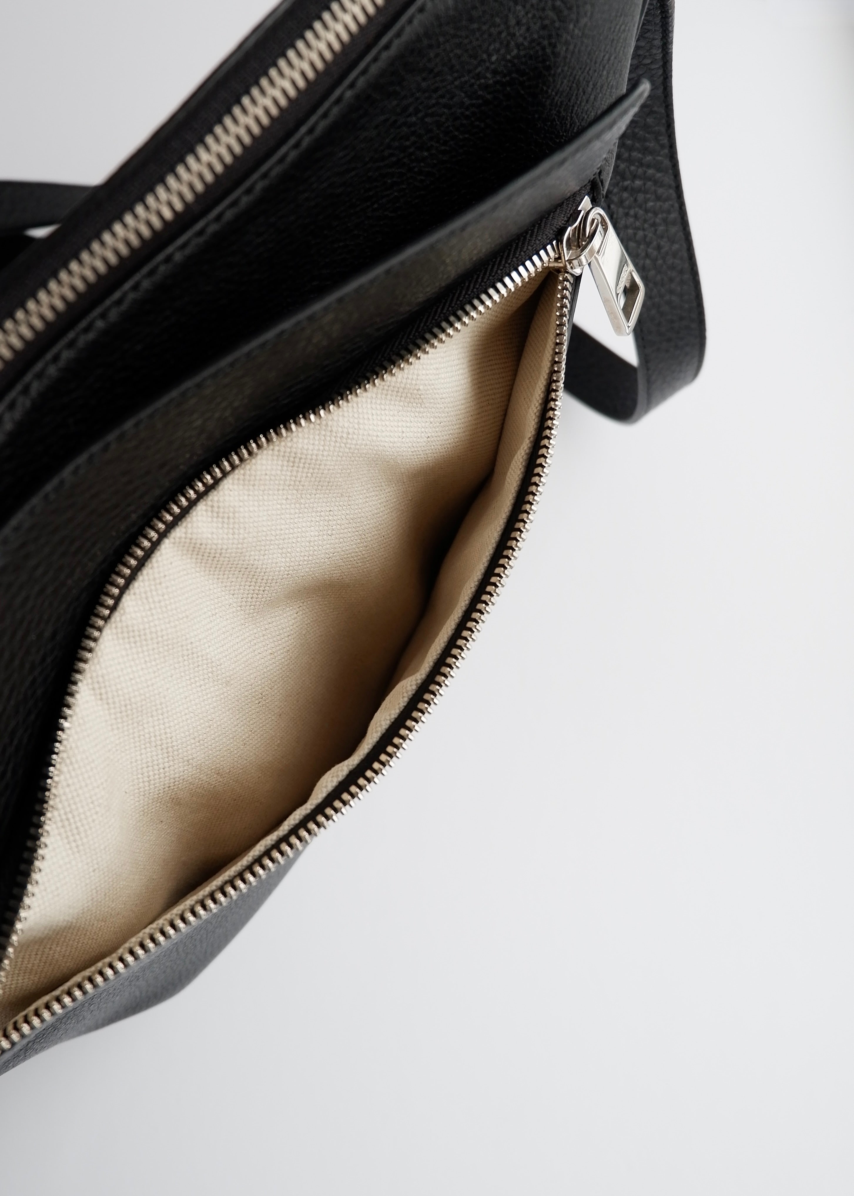 Authentic Preowned Gucci Black Leather Soho Crossbody