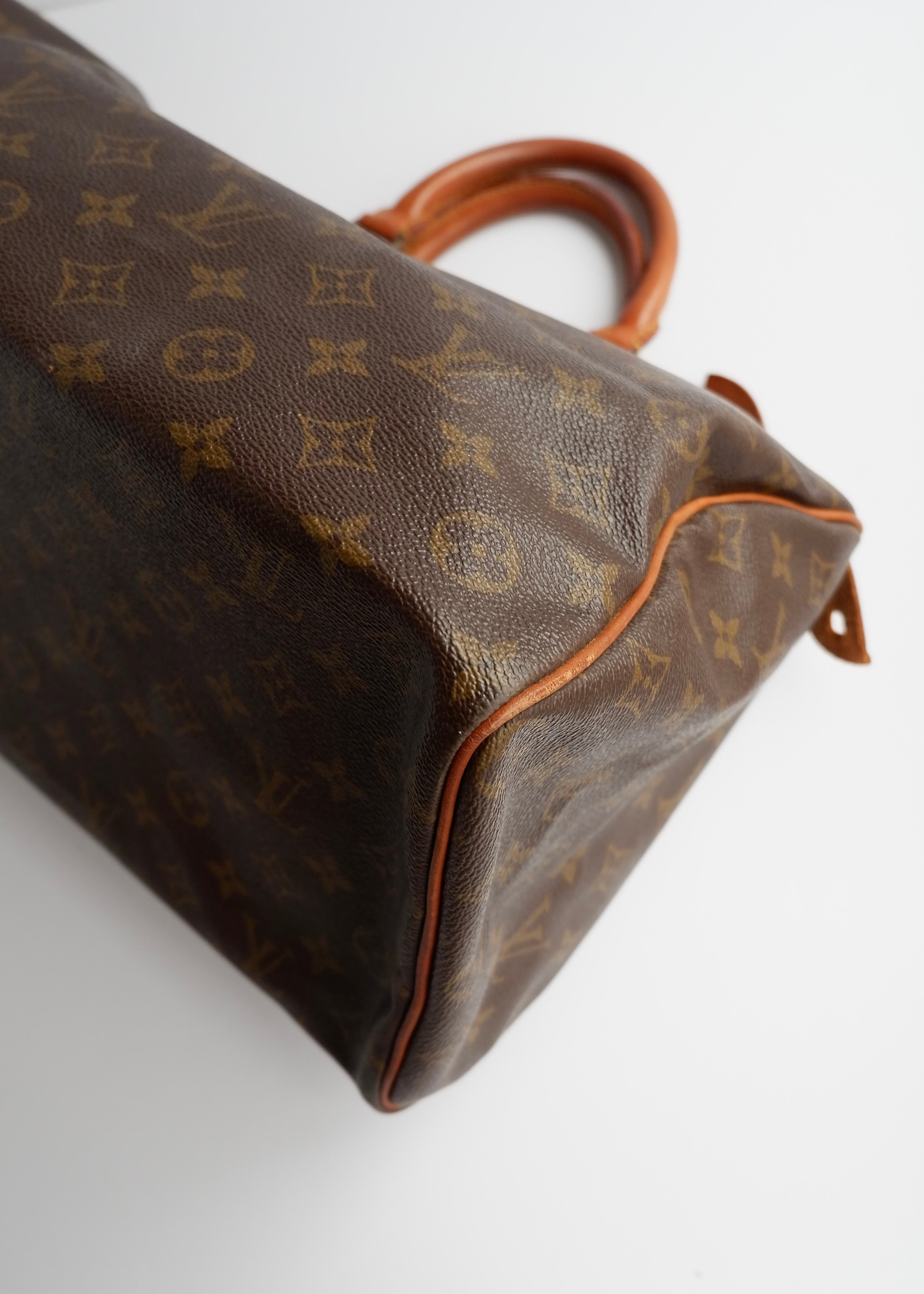 Authentique Sac Vintage d'occasion Louis Vuitton Monogram Speedy 35