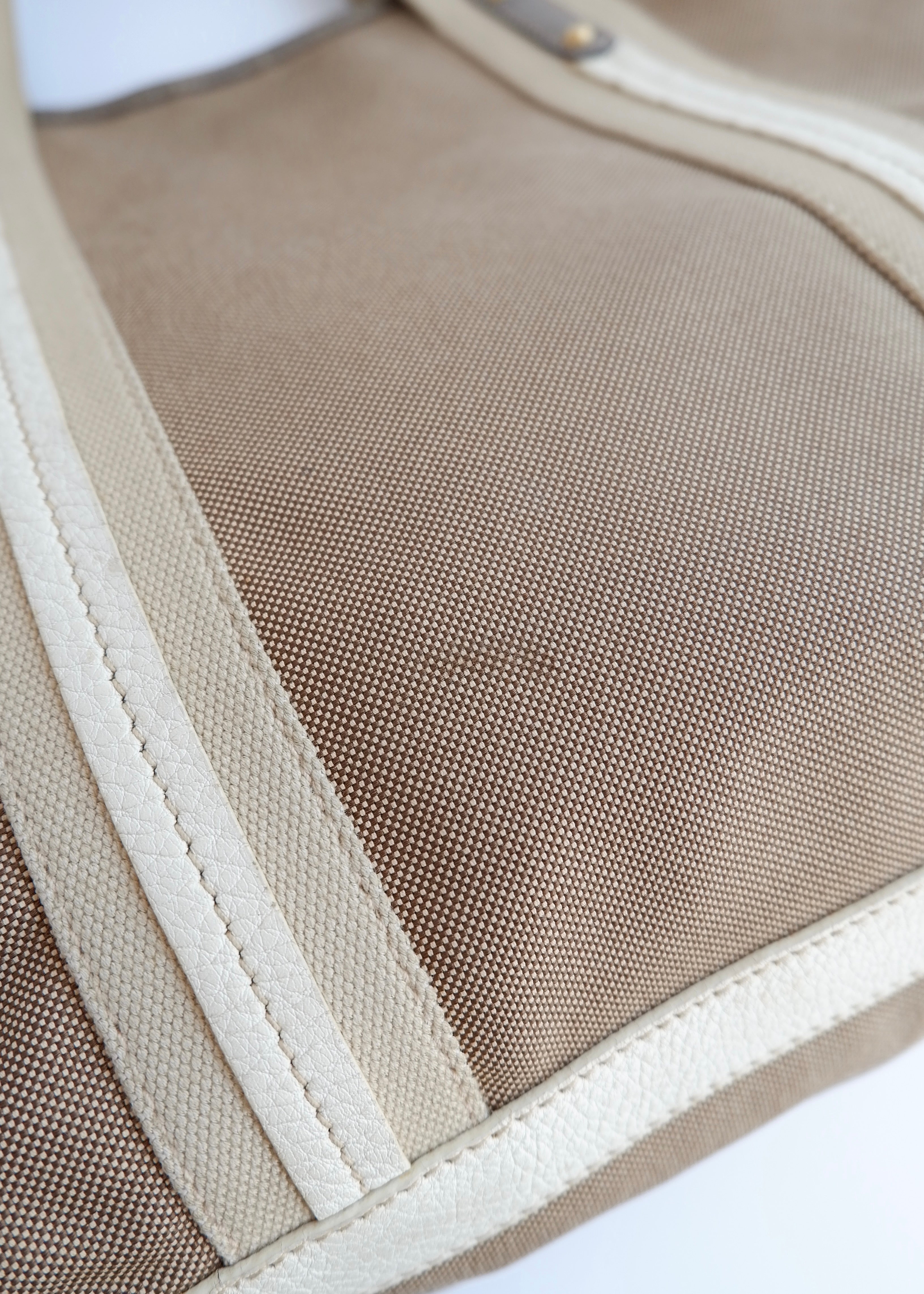 Authentique Sac à Main Prada Bicolore Beige/Doré en Toile et Cuir d'Occasion