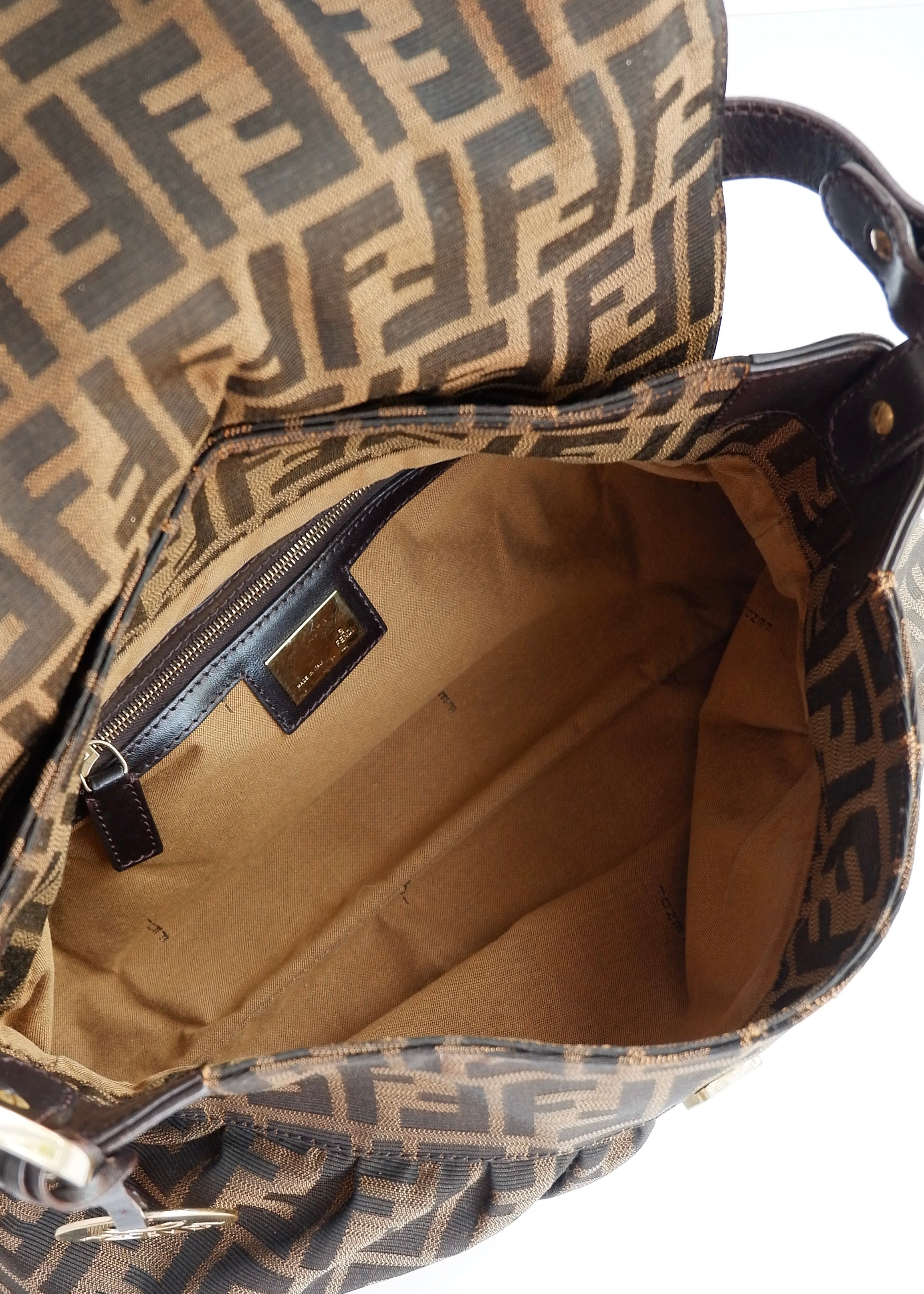 Sac porté épaule Fendi Zucca Chef marron vintage d'occasion authentique