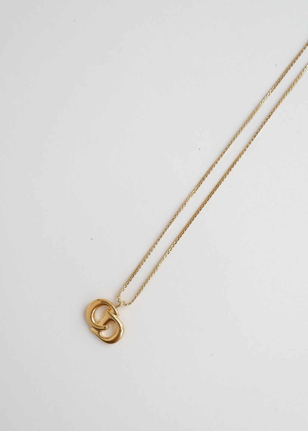 Authentique Collier Dior Vintage Pré-aimé en Métal Doré avec Logo CD