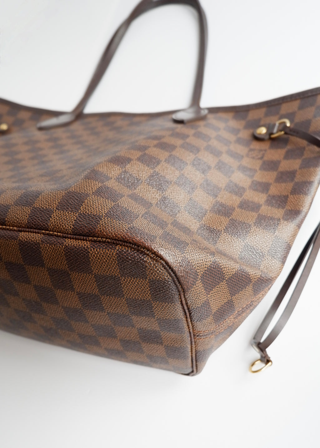 Preowned Louis Vuitton Damier Ebene Neverfull MM