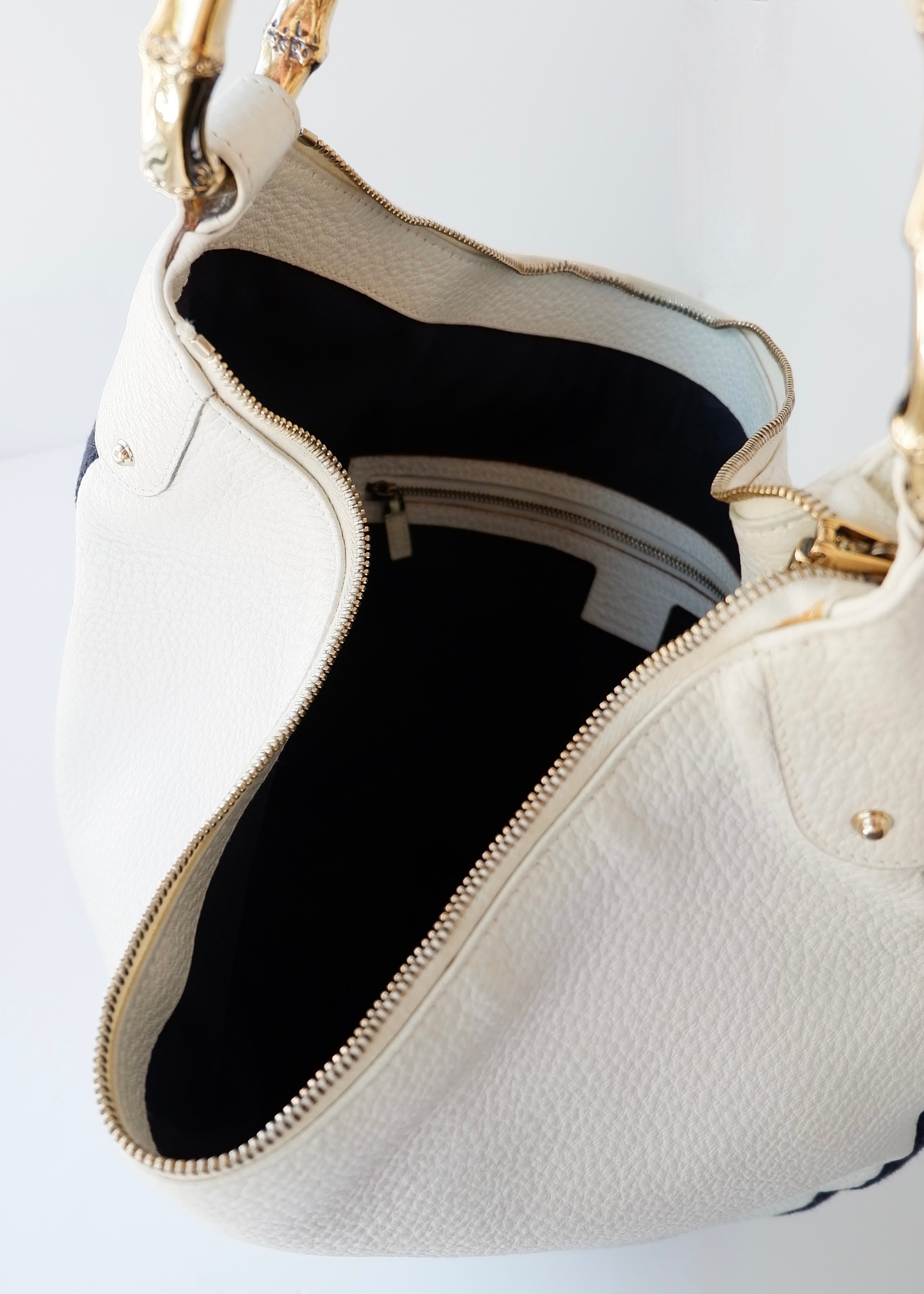 Preowned Gucci White Leather Sherry Line Hobo Shoulder Bag