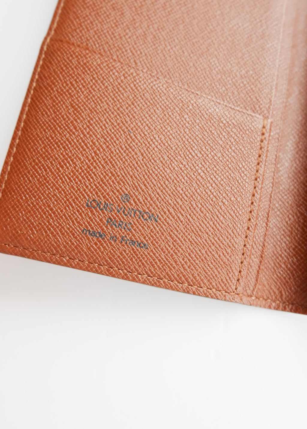 Authentique porte-billets/cartes Louis Vuitton Monogram d'occasion