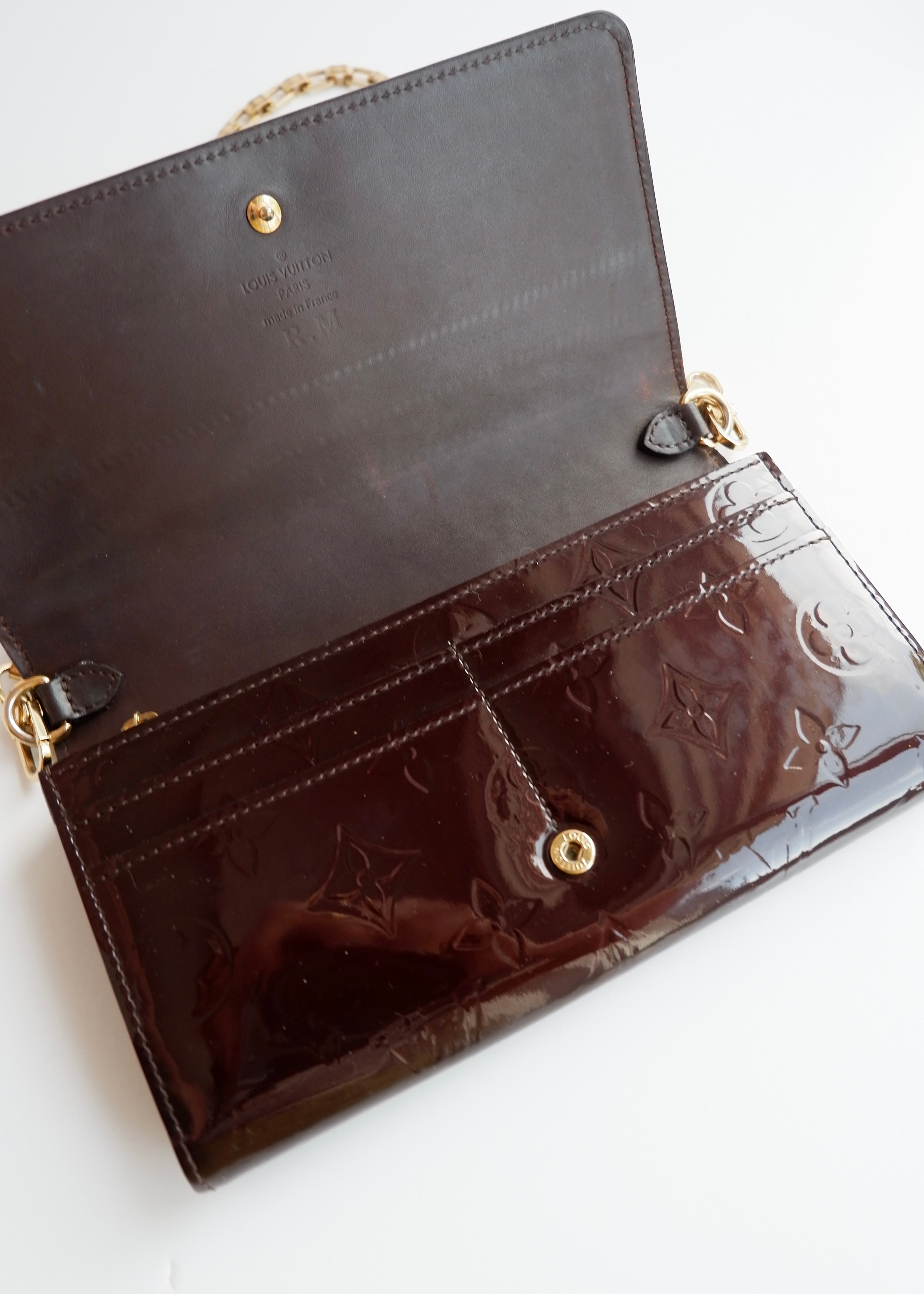 Preowned Louis Vuitton Monogram Vernis Amarante Sarah Chain Wallet