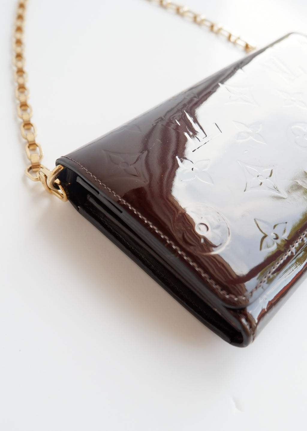 Preowned Louis Vuitton Monogram Vernis Amarante Sarah Chain Wallet