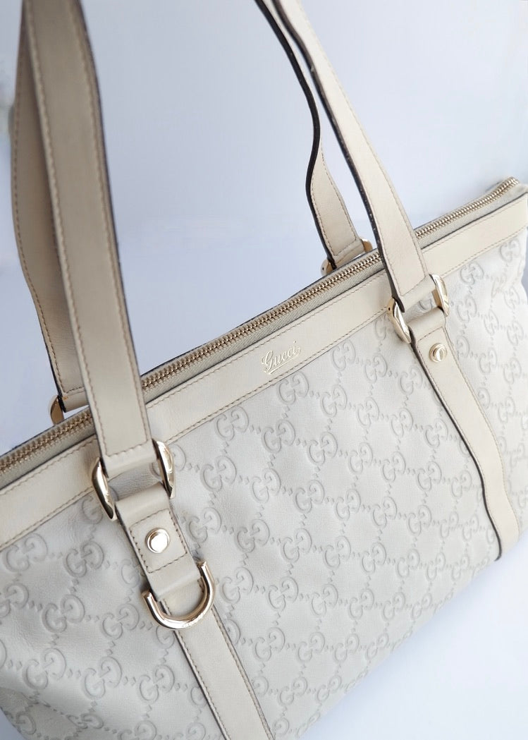 Authentic Preowned Gucci Ivory Leather GG Supreme Shoulder Bag