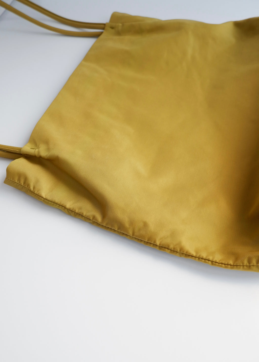 Authentique Sac Cabas Prada en Nylon Vert d'occasion