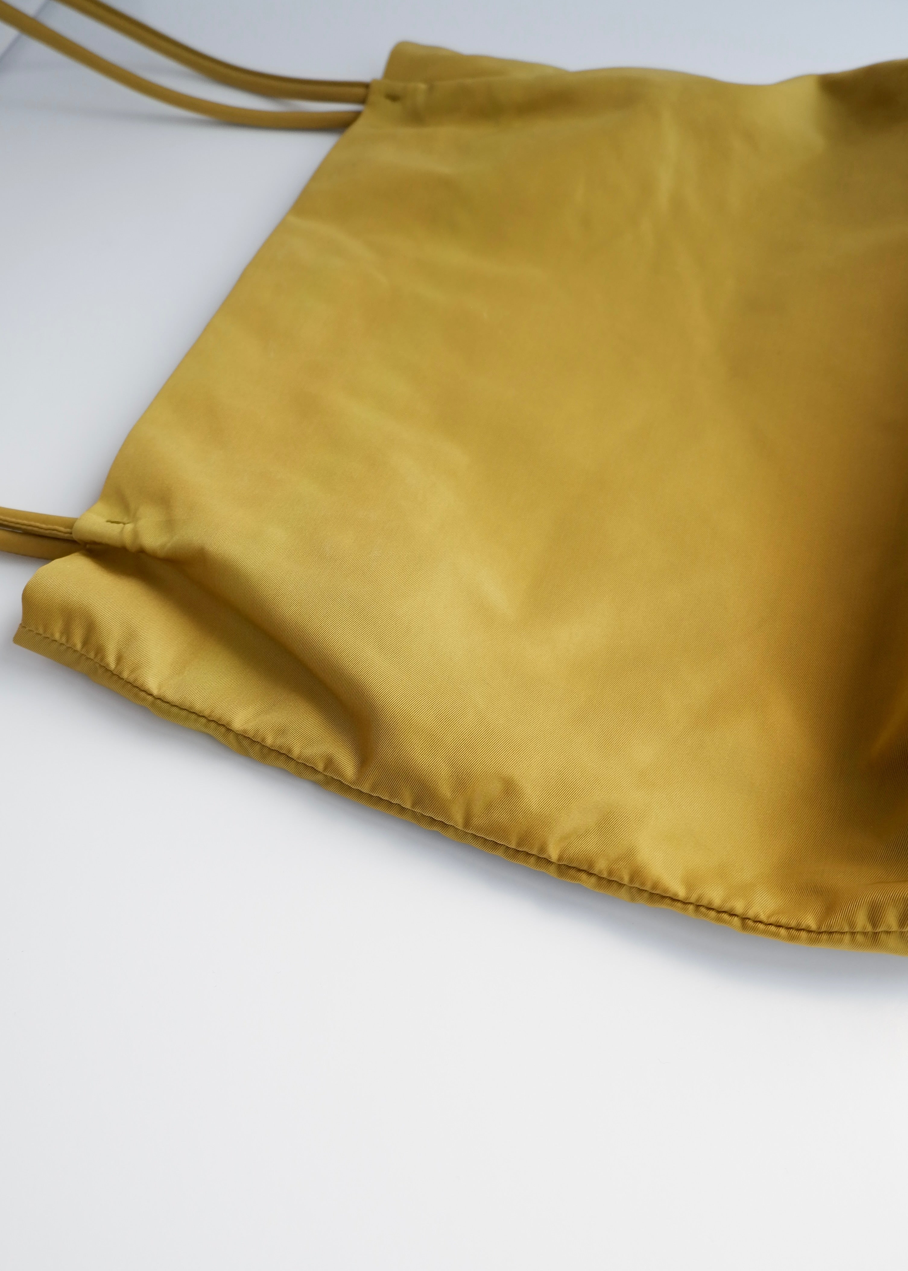 Authentique Sac Cabas Prada en Nylon Vert d'occasion