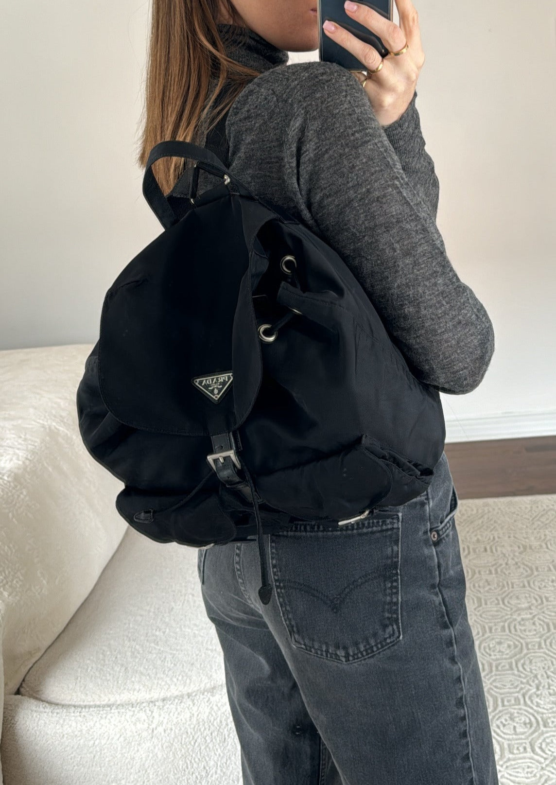 Sac à dos Prada en nylon noir d'occasion authentique