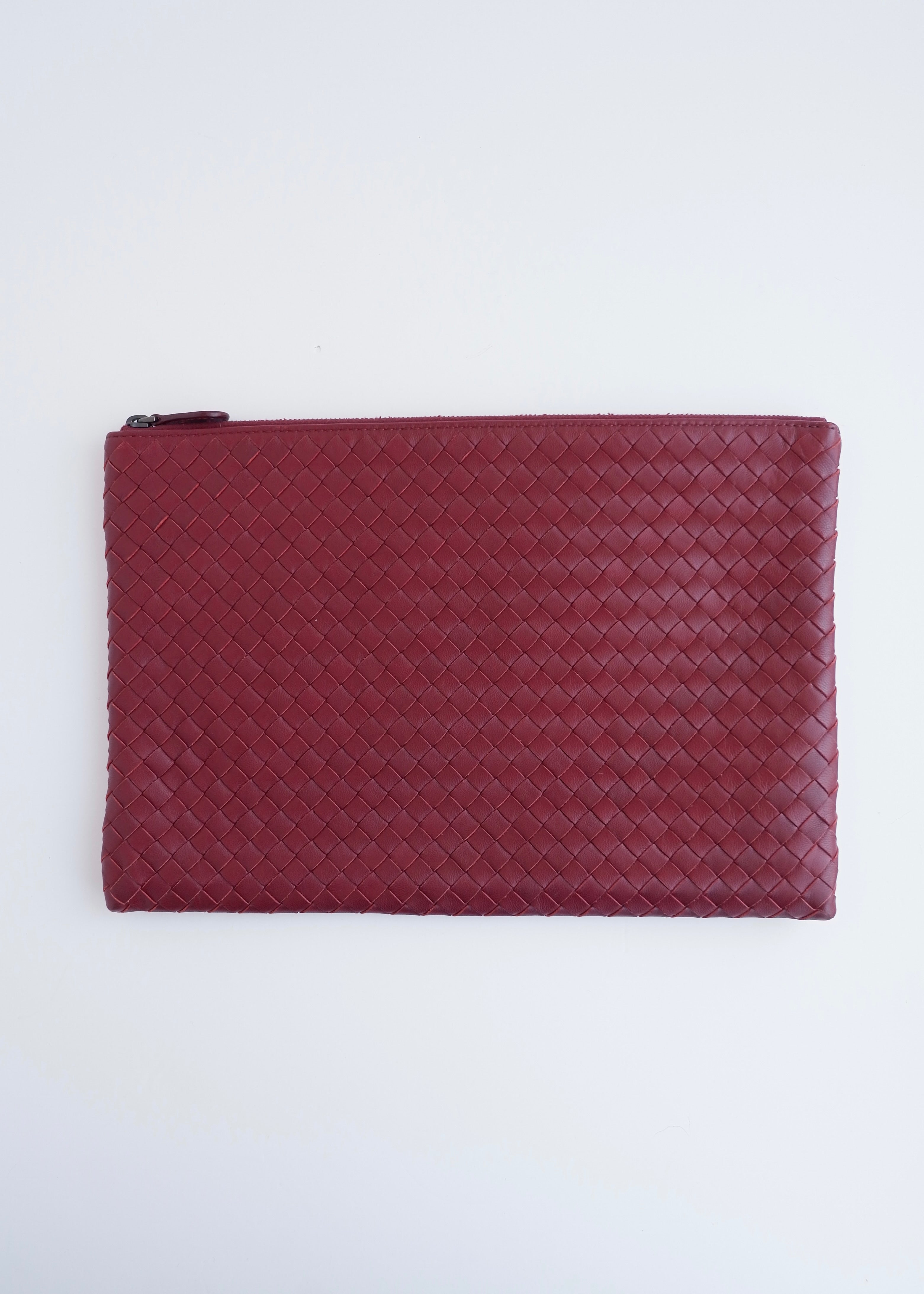 Authentic Prowned Bottega Veneta Burgundy Leather Woven Pouch