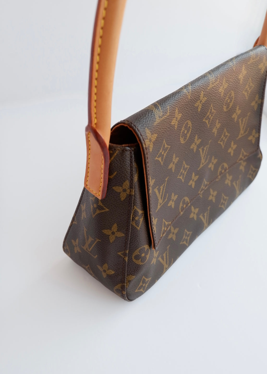 Sac Looping PM Louis Vuitton Monogram Authentique d'occasion