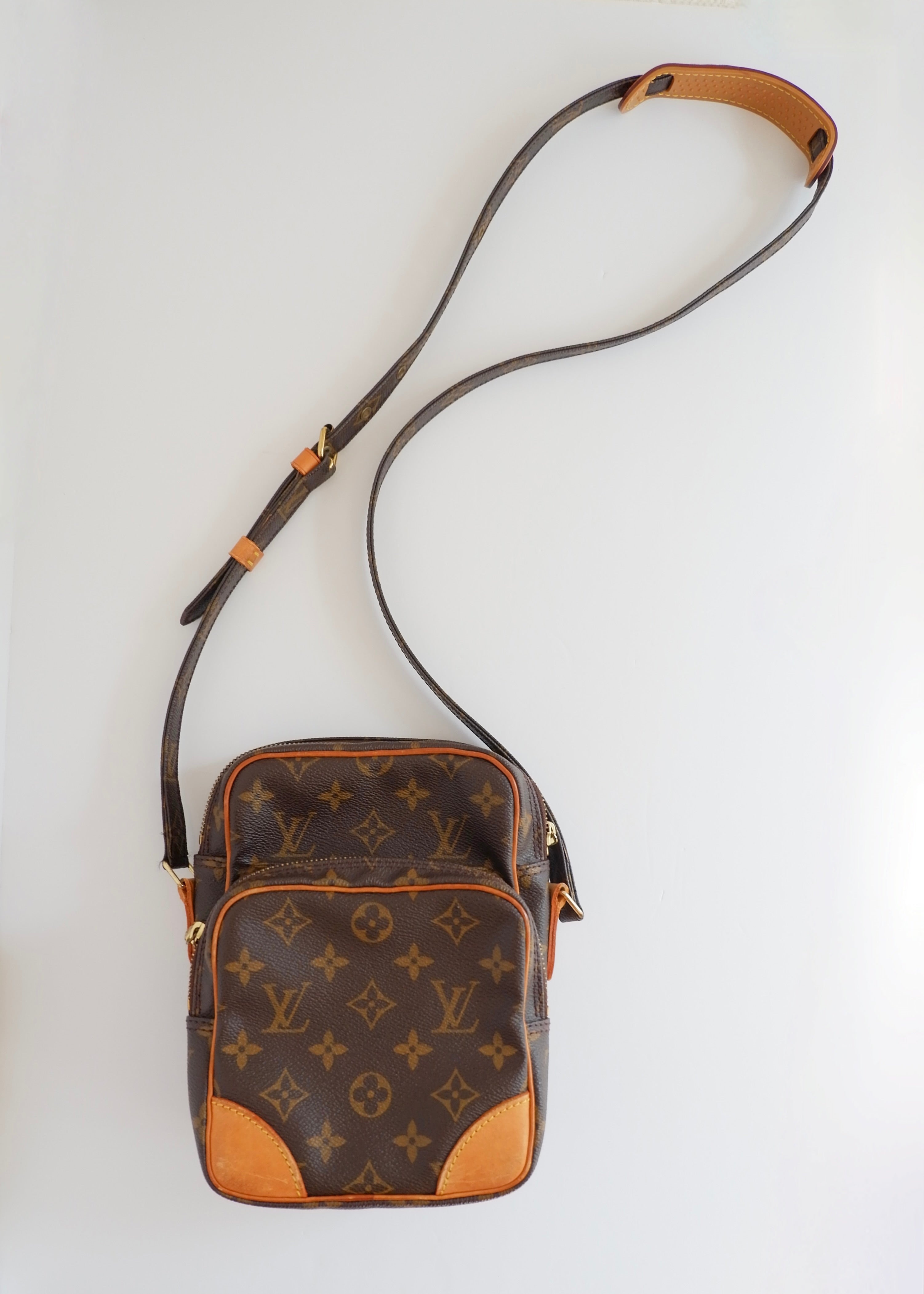 Preowned Louis Vuitton Monogram Amazone Crossbody Bag
