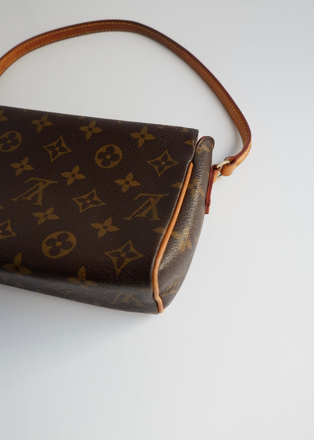 Sac bandoulière Louis Vuitton Monogram Récital Authentique d'occasion
