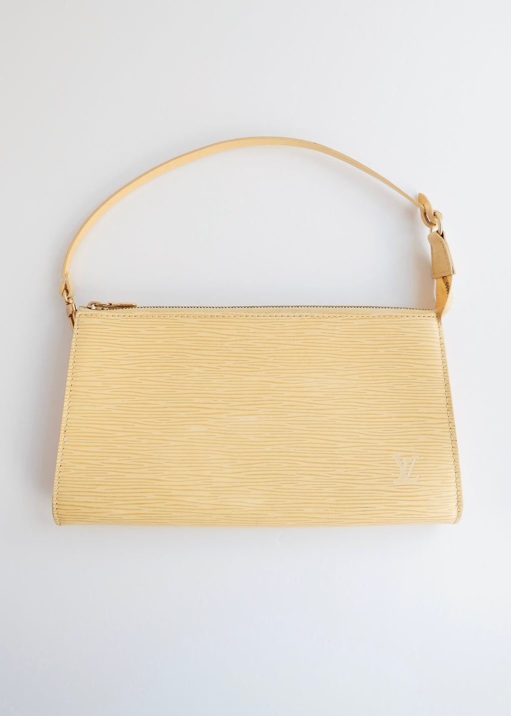 Sac porté épaule Louis Vuitton Pochette en cuir Épi beige authentique d'occasion
