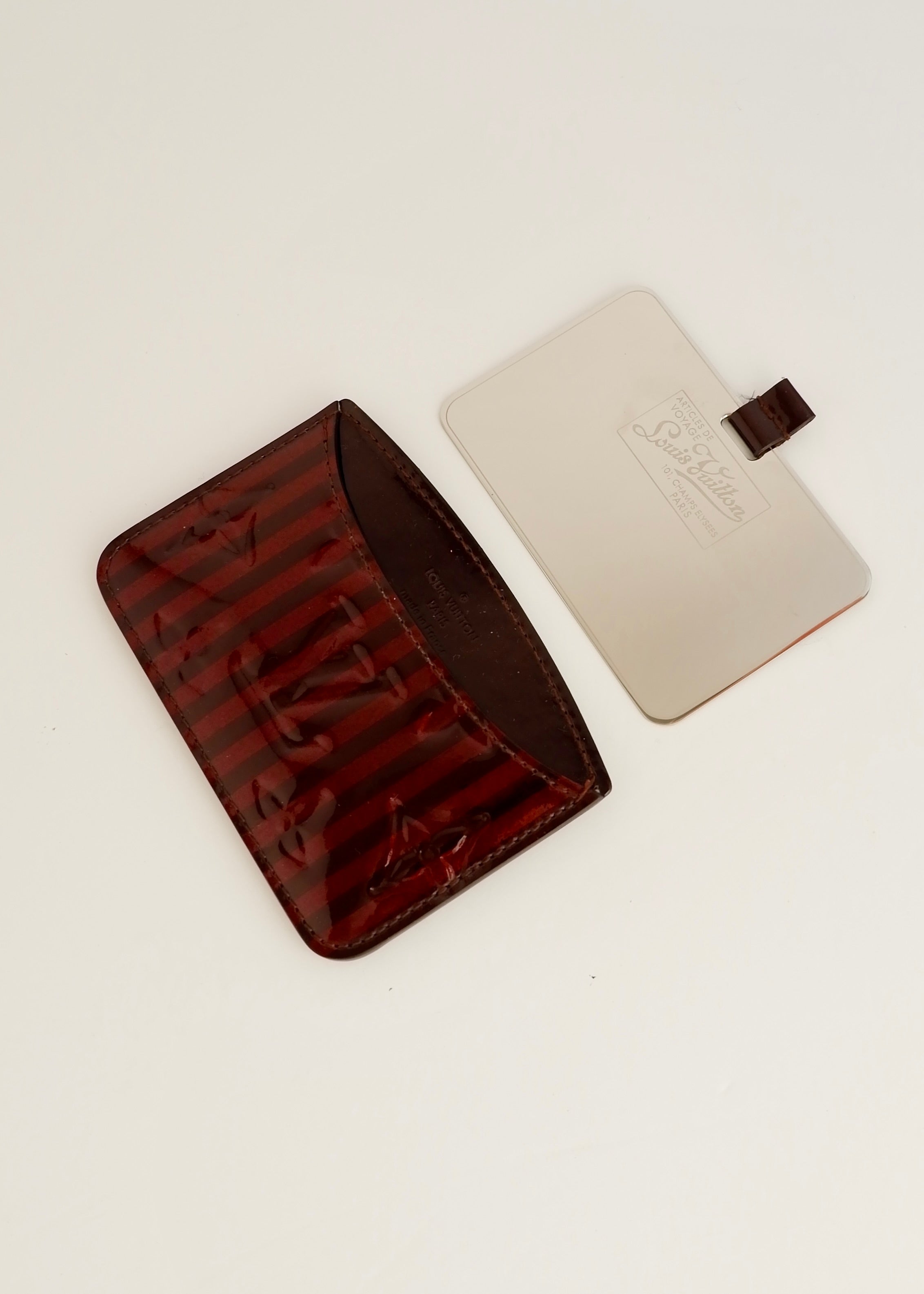 Authentique Porte-Cartes Louis Vuitton Monogram Amarante Stripe Vernis d'occasion