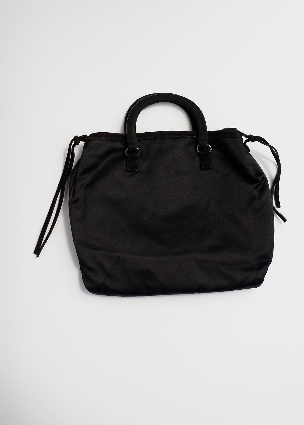 Authentique Sac à main Prada Noir en satin, petit modèle, d'occasion