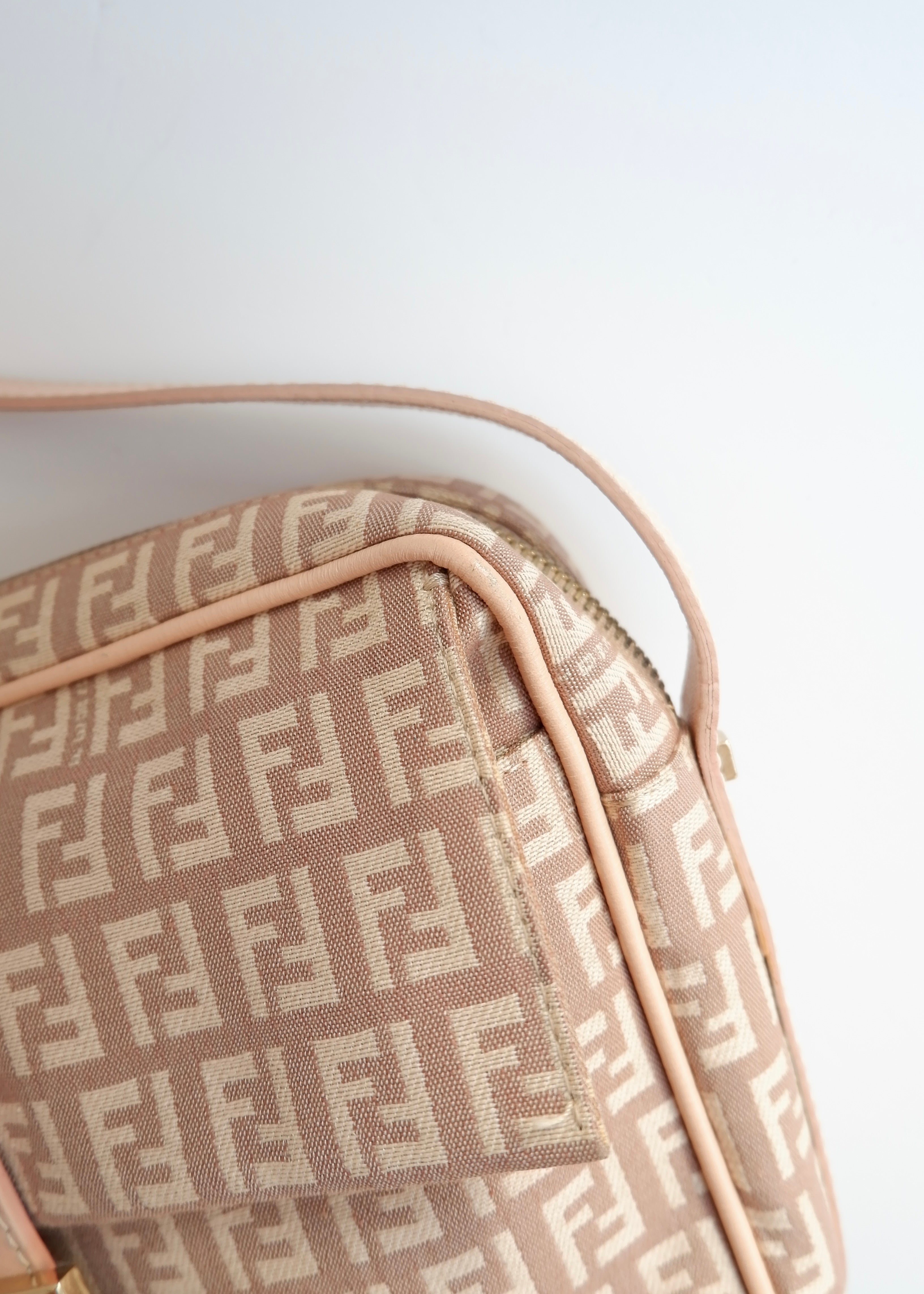 Authentique Sac Bandoulière Fendi Zucchino Rose Toile/Cuir d'occasion
