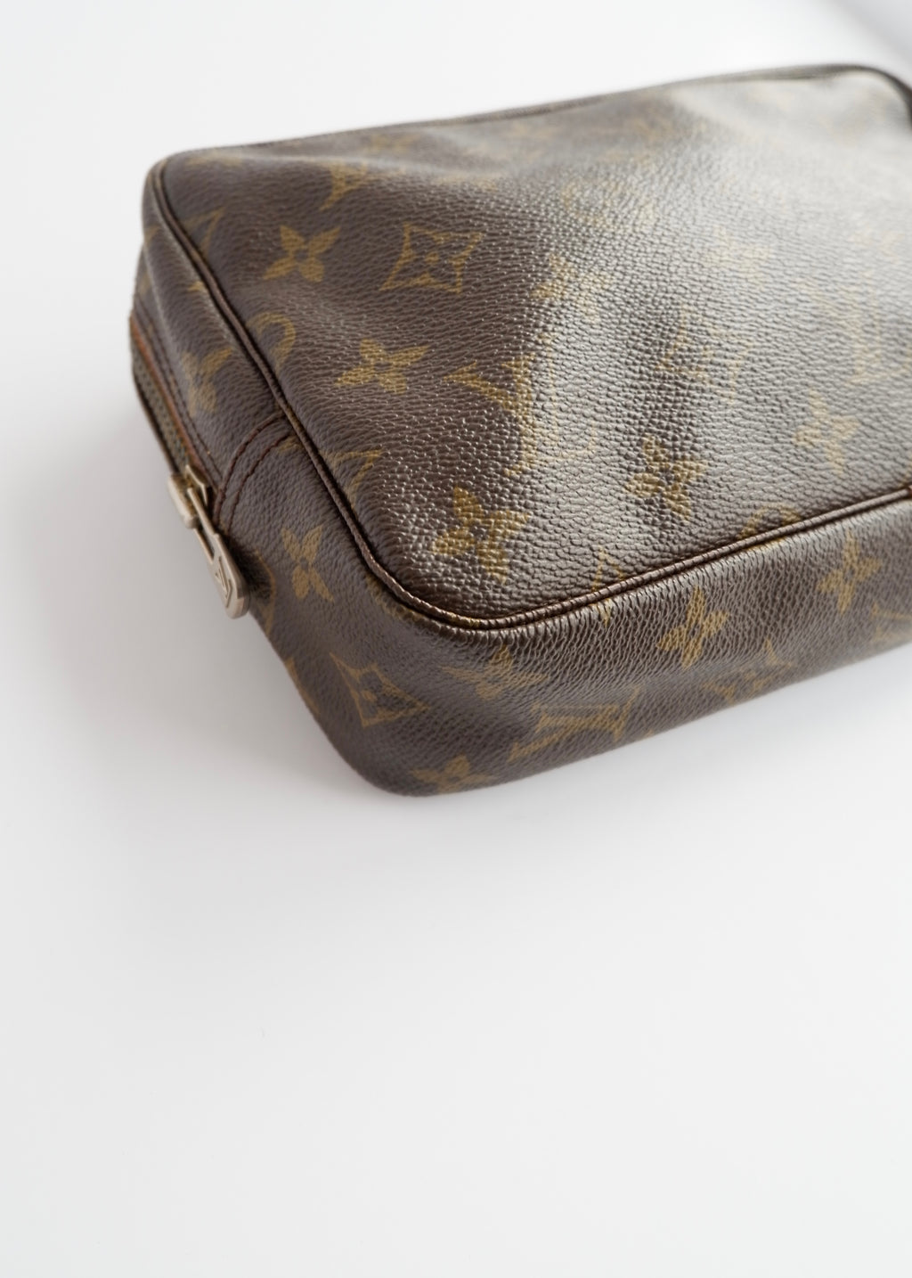 Authentic Preowned Vintage Louis Vuitton Monogram Toiletry Pouch