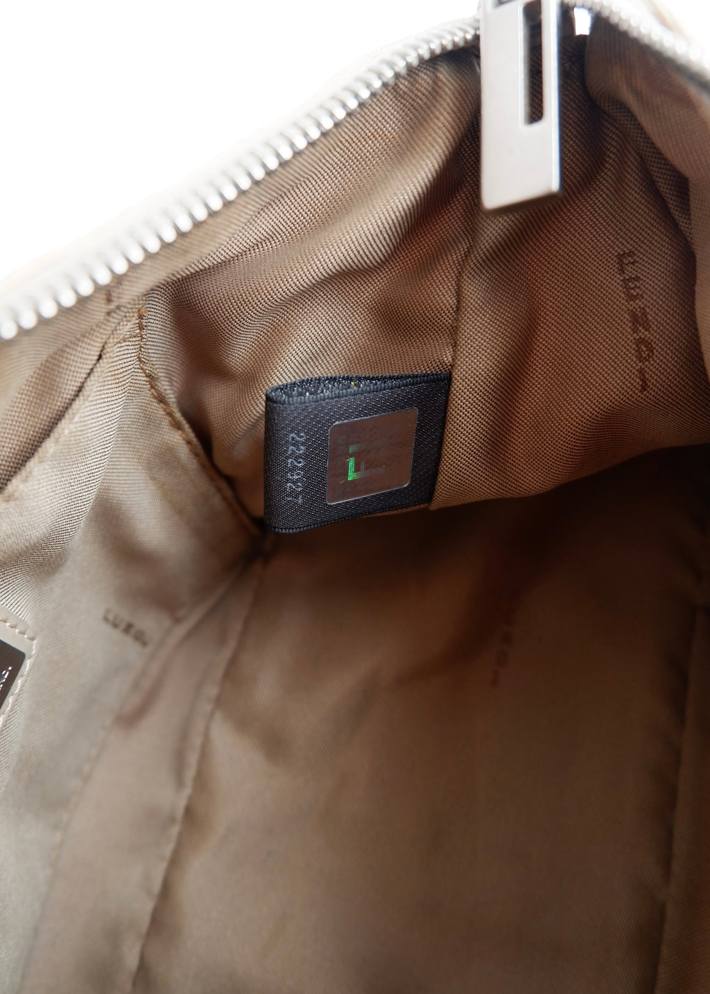 Authentique sac porté épaule Fendi Zucchino Pochette beige d'occasion