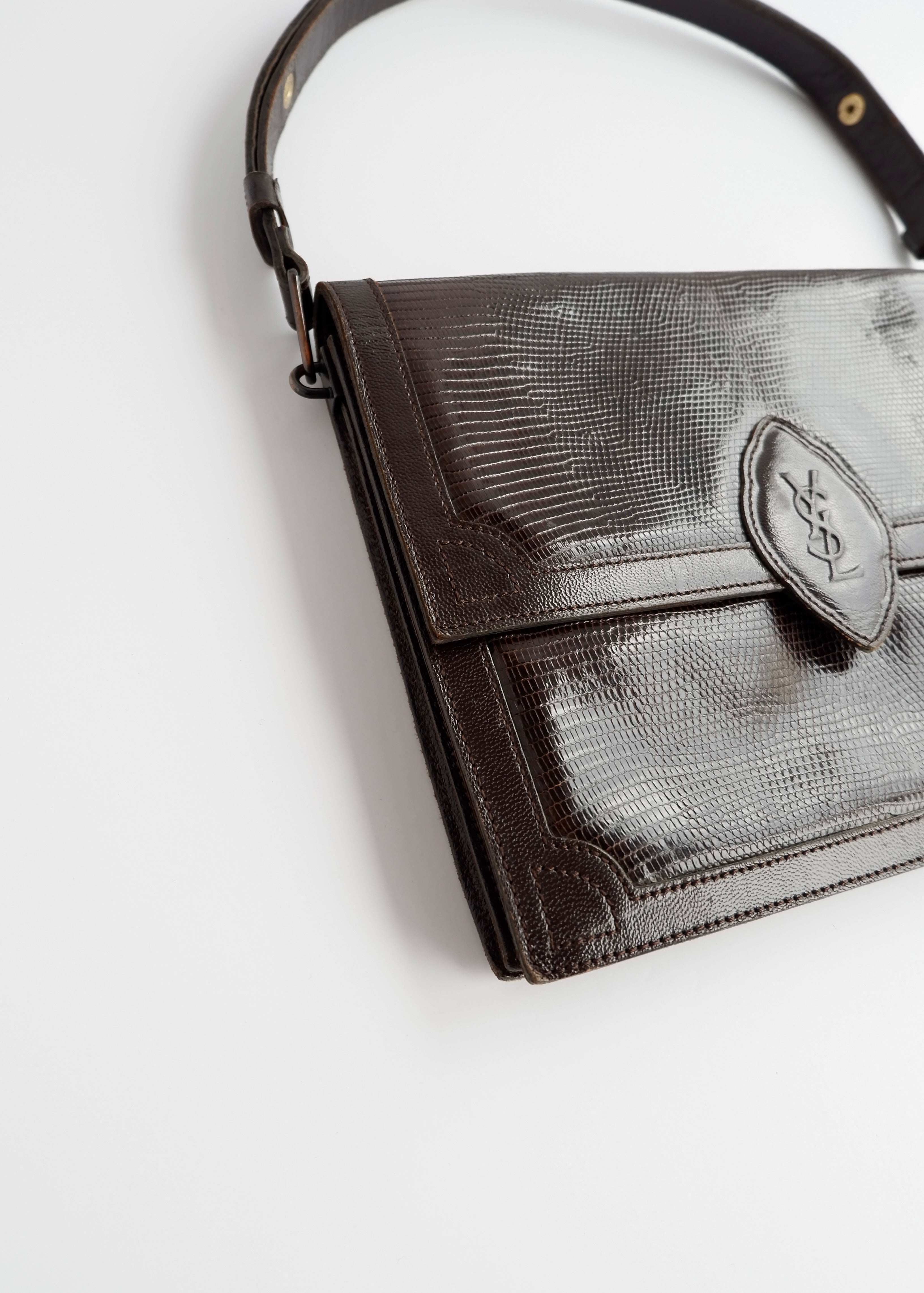 Sac bandoulière YSL vintage authentique en cuir marron d'occasion