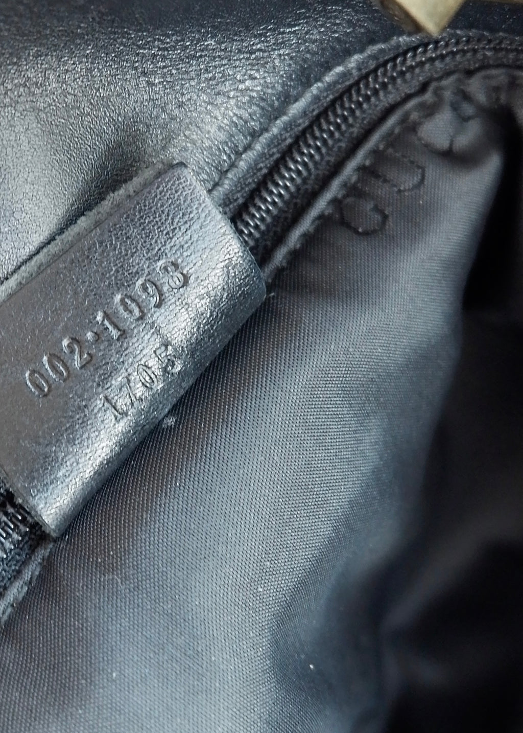 Preowned Gucci Black GG Canvas Shoulder Bag GHW
